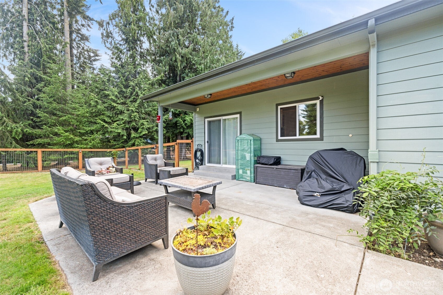 Sequim, Washington, 98382, United States, 3 Bedrooms Bedrooms, ,2 BathroomsBathrooms,Residential,For Sale,1944659