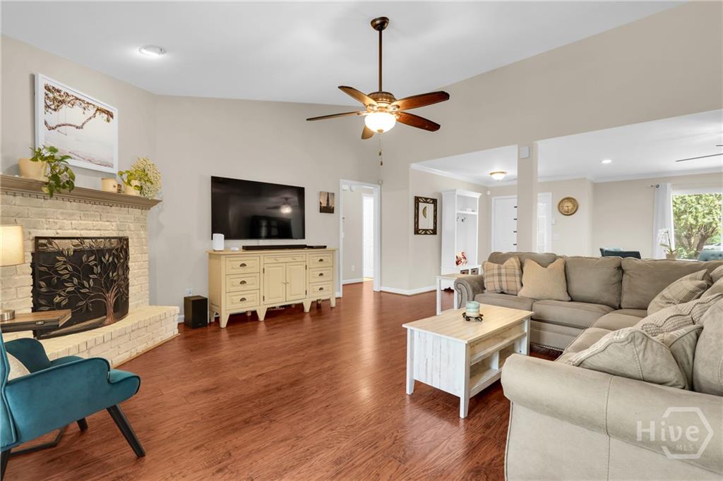 Savannah, Georgia, 31410, United States, 3 Bedrooms Bedrooms, ,2 BathroomsBathrooms,Residential,For Sale,1921952