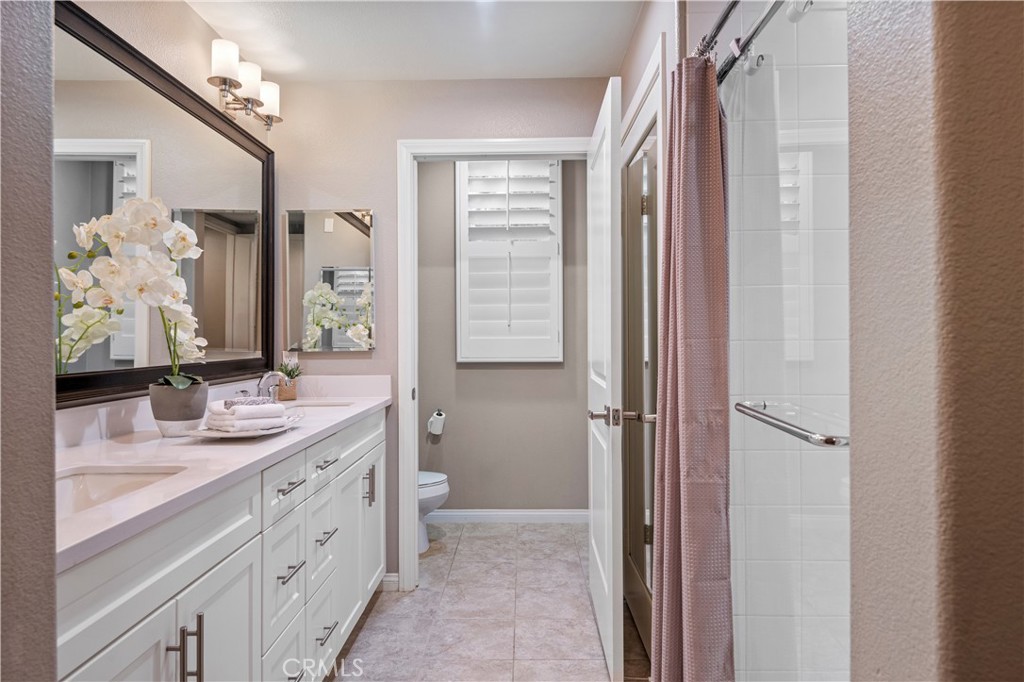 Irvine, California, 92618, United States, 2 Bedrooms Bedrooms, ,2 BathroomsBathrooms,Residential,For Sale,1987826