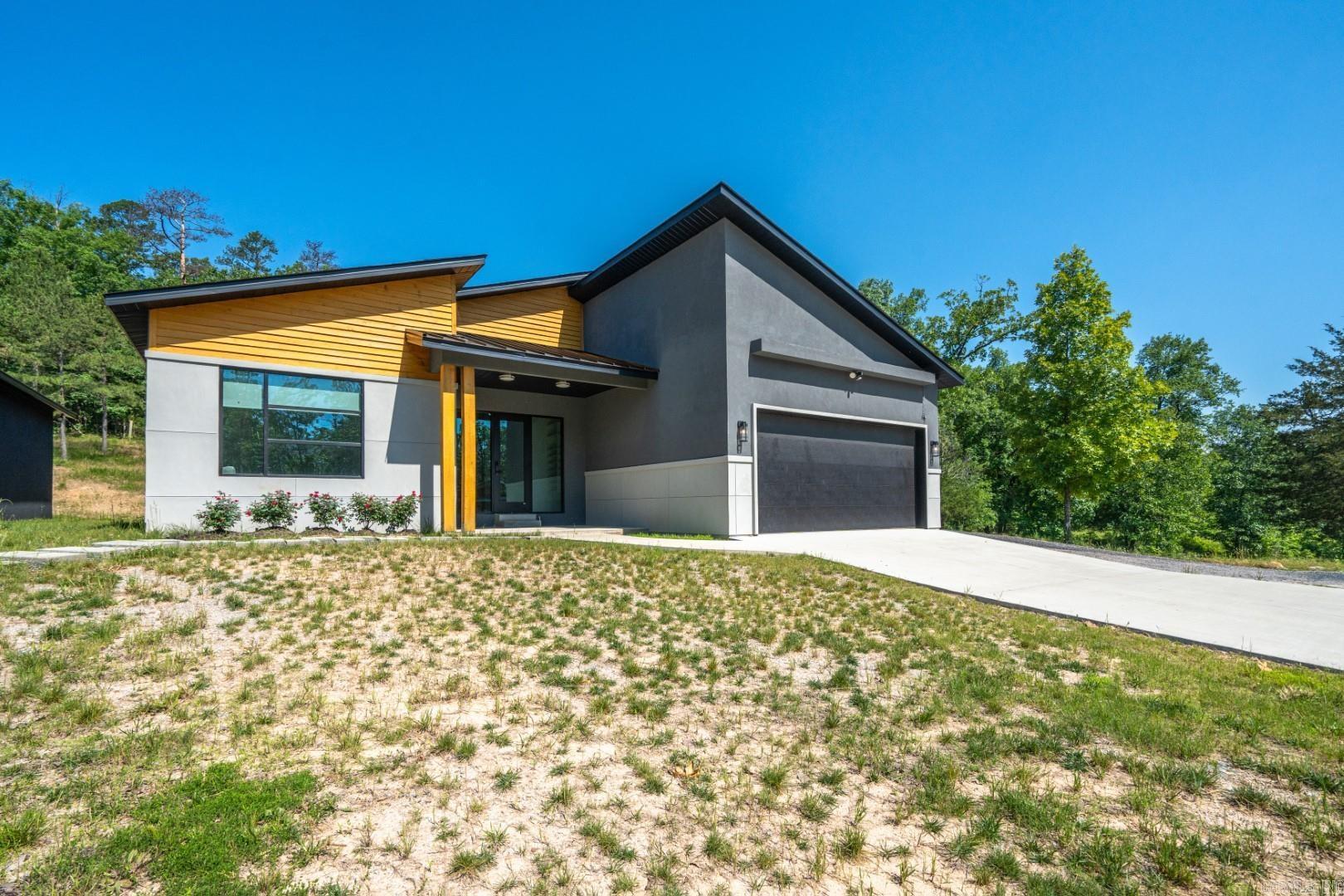 Hot Springs, Arkansas, 71913, United States, 3 Bedrooms Bedrooms, ,2 BathroomsBathrooms,Residential,For Sale,1753196