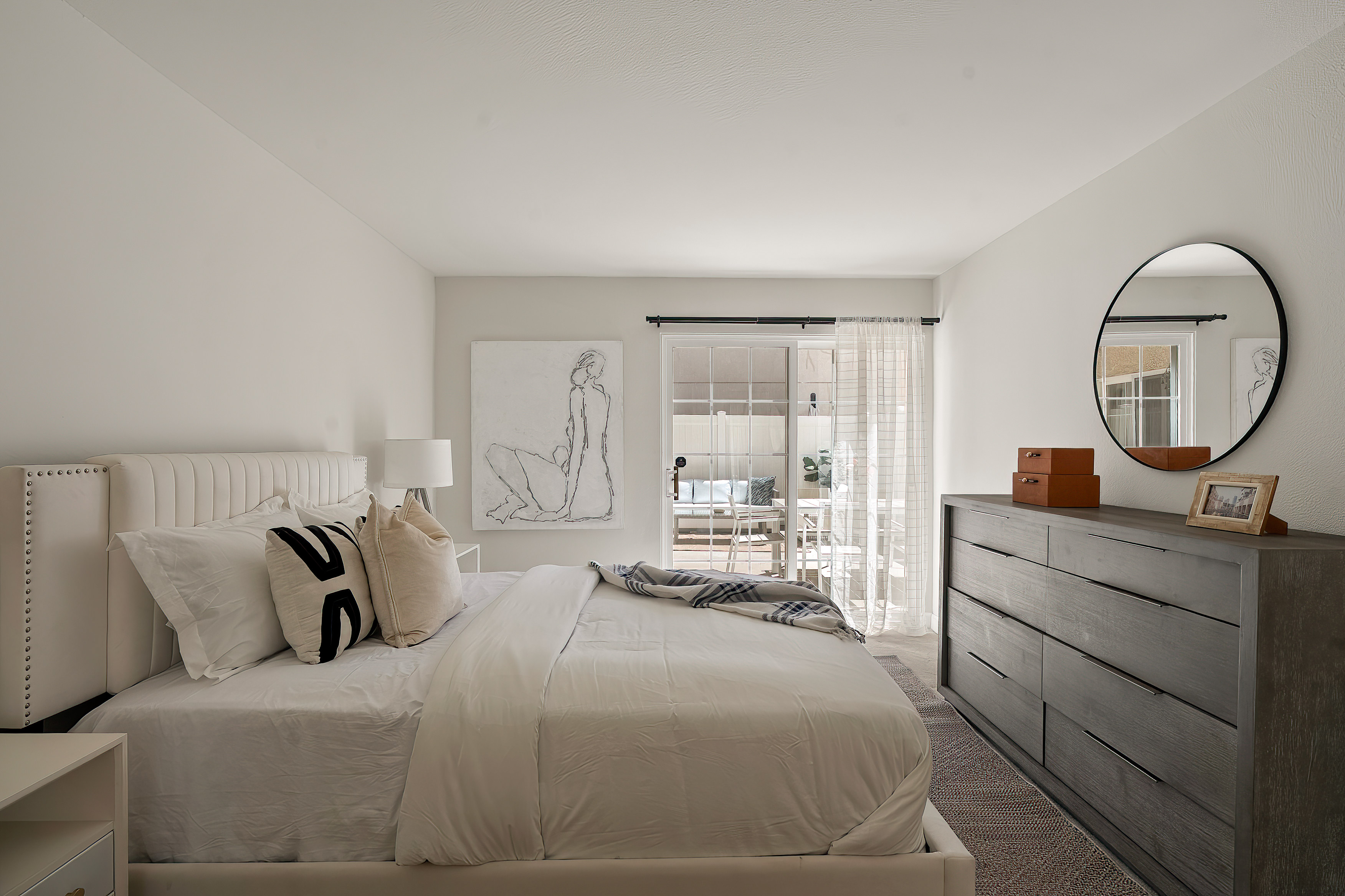  5050 Coldwater Canyon #203 - 物件實景