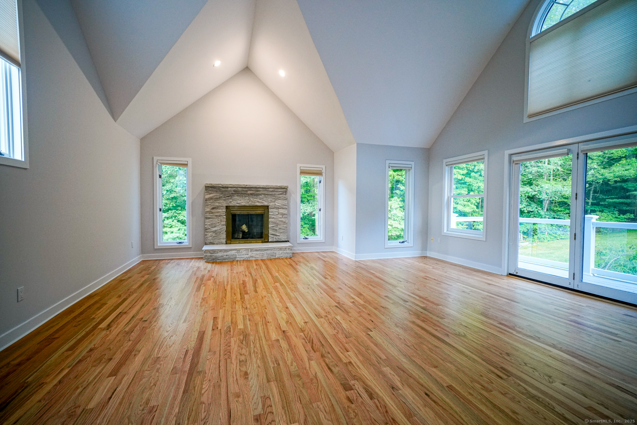 Glastonbury, Connecticut, 06033, United States, 5 Bedrooms Bedrooms, ,4 BathroomsBathrooms,Residential,For Sale,1902715