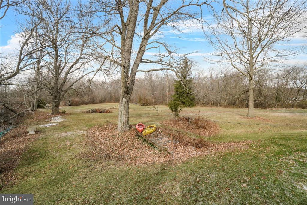 Fayetteville, Pennsylvania, 17222, United States, 3 Bedrooms Bedrooms, ,2 BathroomsBathrooms,Residential,For Sale,1928421
