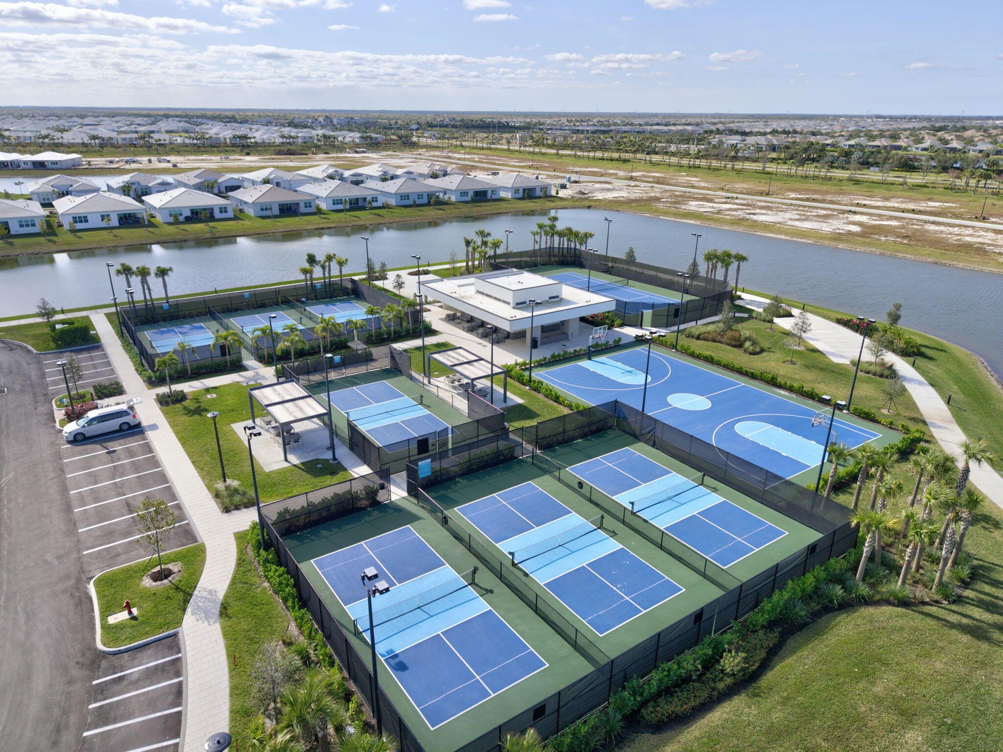 Port St Lucie, Florida, 34987, United States, 2 Bedrooms Bedrooms, ,3 BathroomsBathrooms,Residential,For Sale,1921957