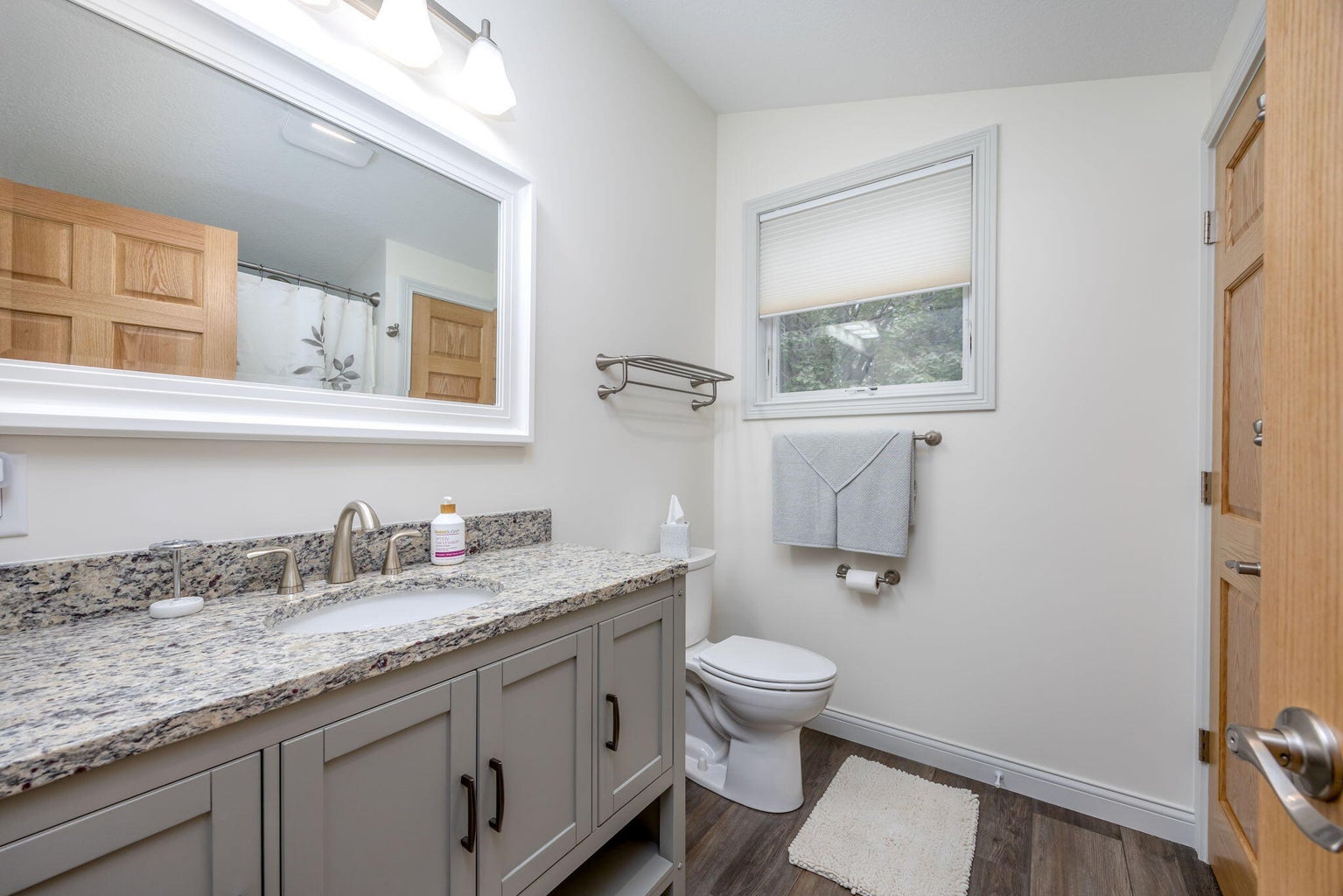 Canadian Lakes, Michigan, 49346, United States, 4 Bedrooms Bedrooms, ,3 BathroomsBathrooms,Residential,For Sale,1976401