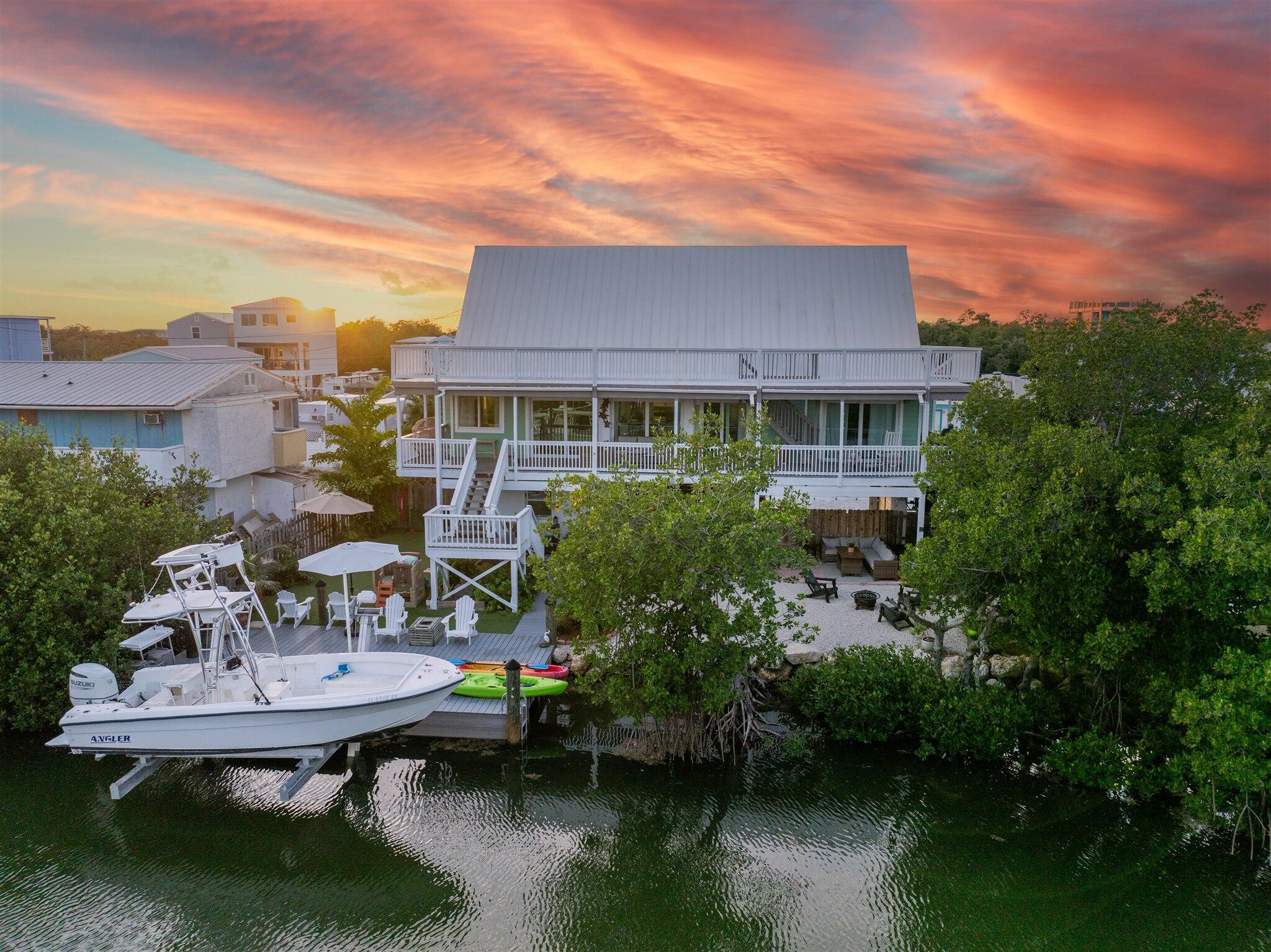 MARATHON, Florida, 33050, United States, 2 Bedrooms Bedrooms, ,2 BathroomsBathrooms,Residential,For Sale,2000916