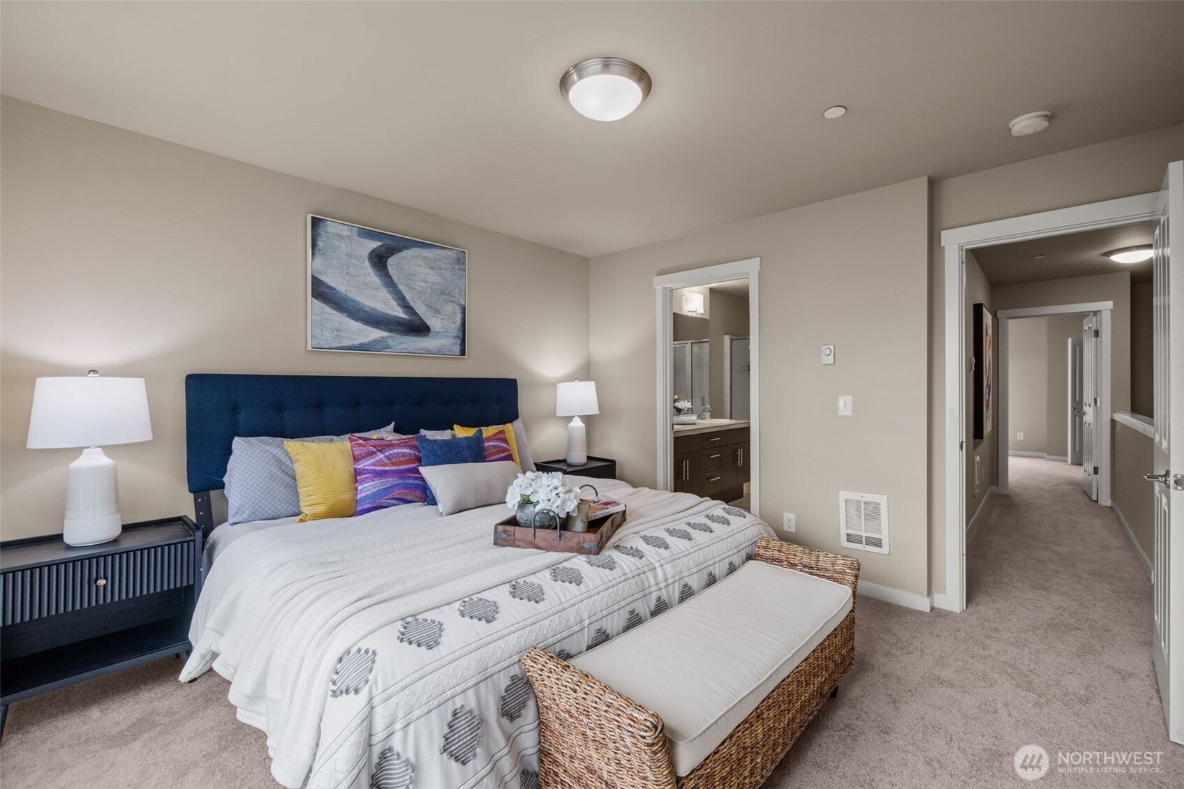 Everett, Washington, 98208, United States, 2 Bedrooms Bedrooms, ,2 BathroomsBathrooms,Residential,For Sale,1978233