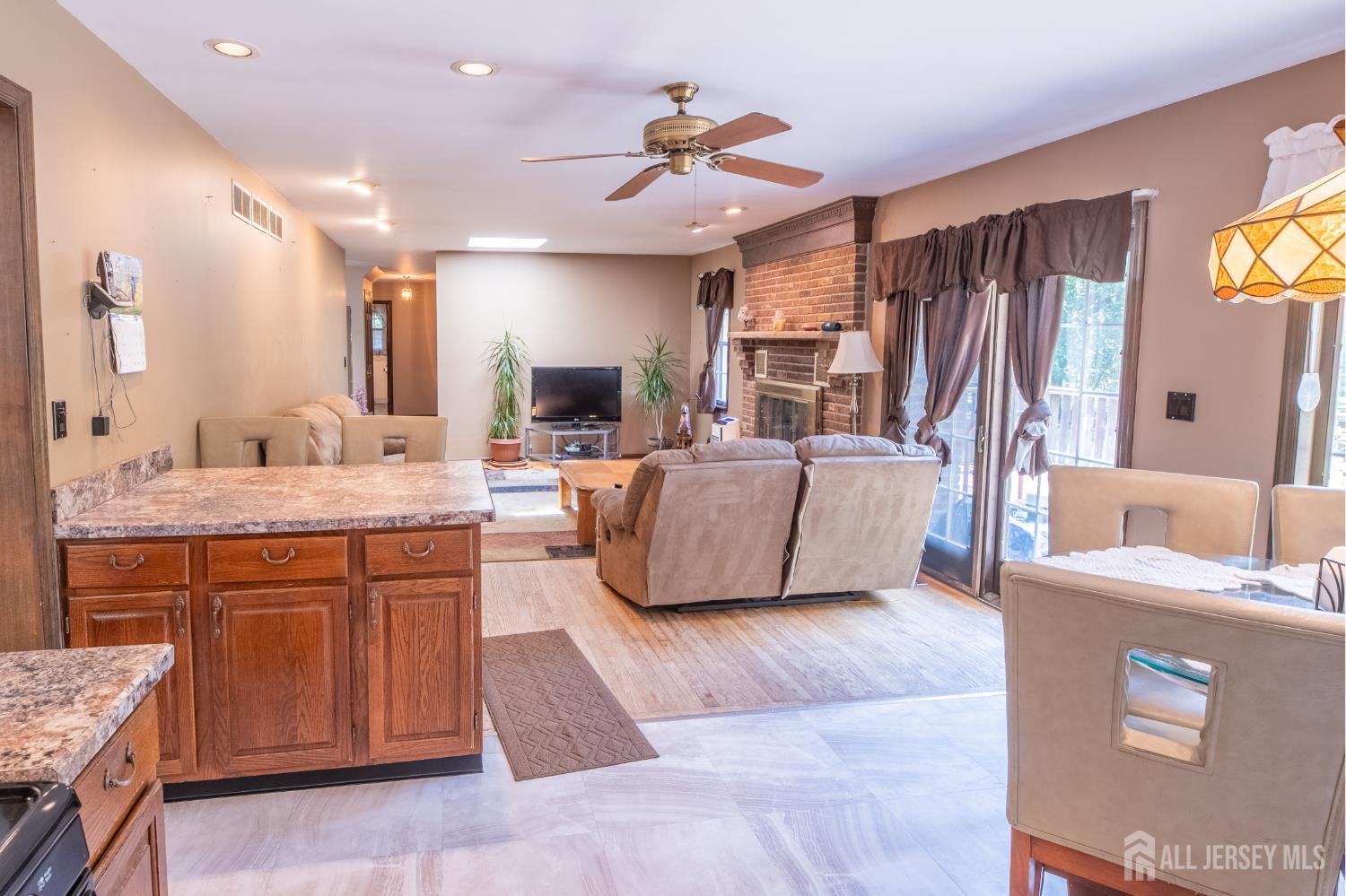 Monroe, New Jersey, 08831, United States, 6 Bedrooms Bedrooms, ,4 BathroomsBathrooms,Residential,For Sale,1916788