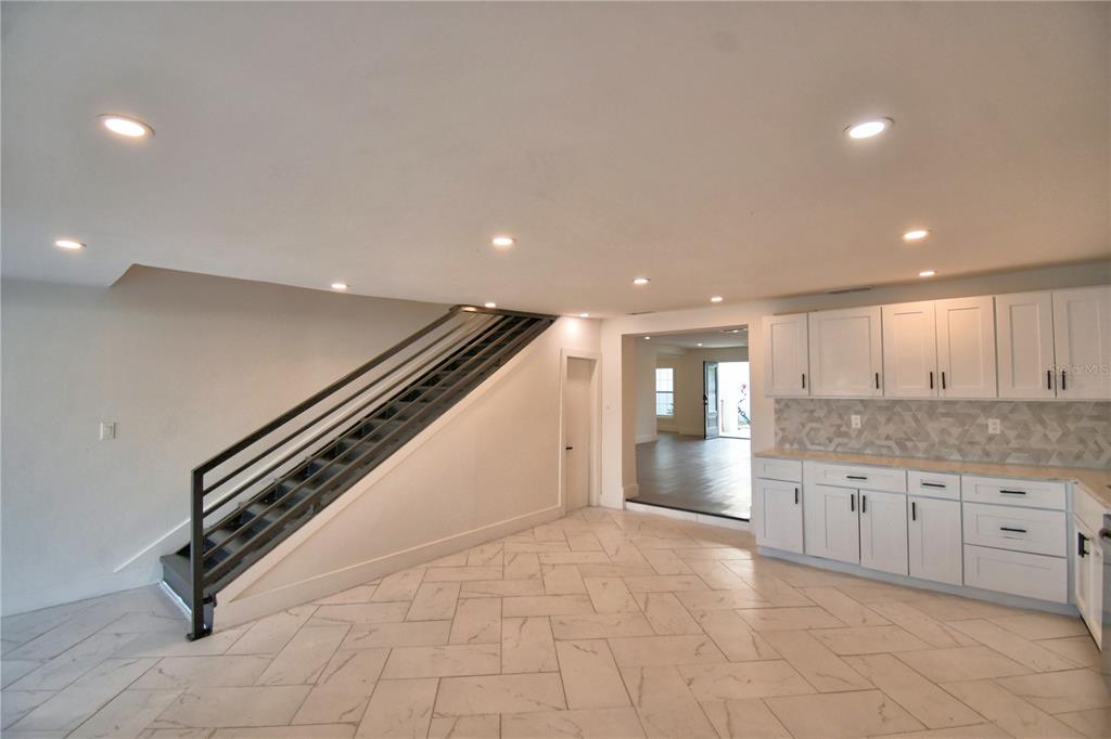 Winter Haven, Florida, 33881, United States, 9 Bedrooms Bedrooms, ,7 BathroomsBathrooms,Residential,For Sale,2003351