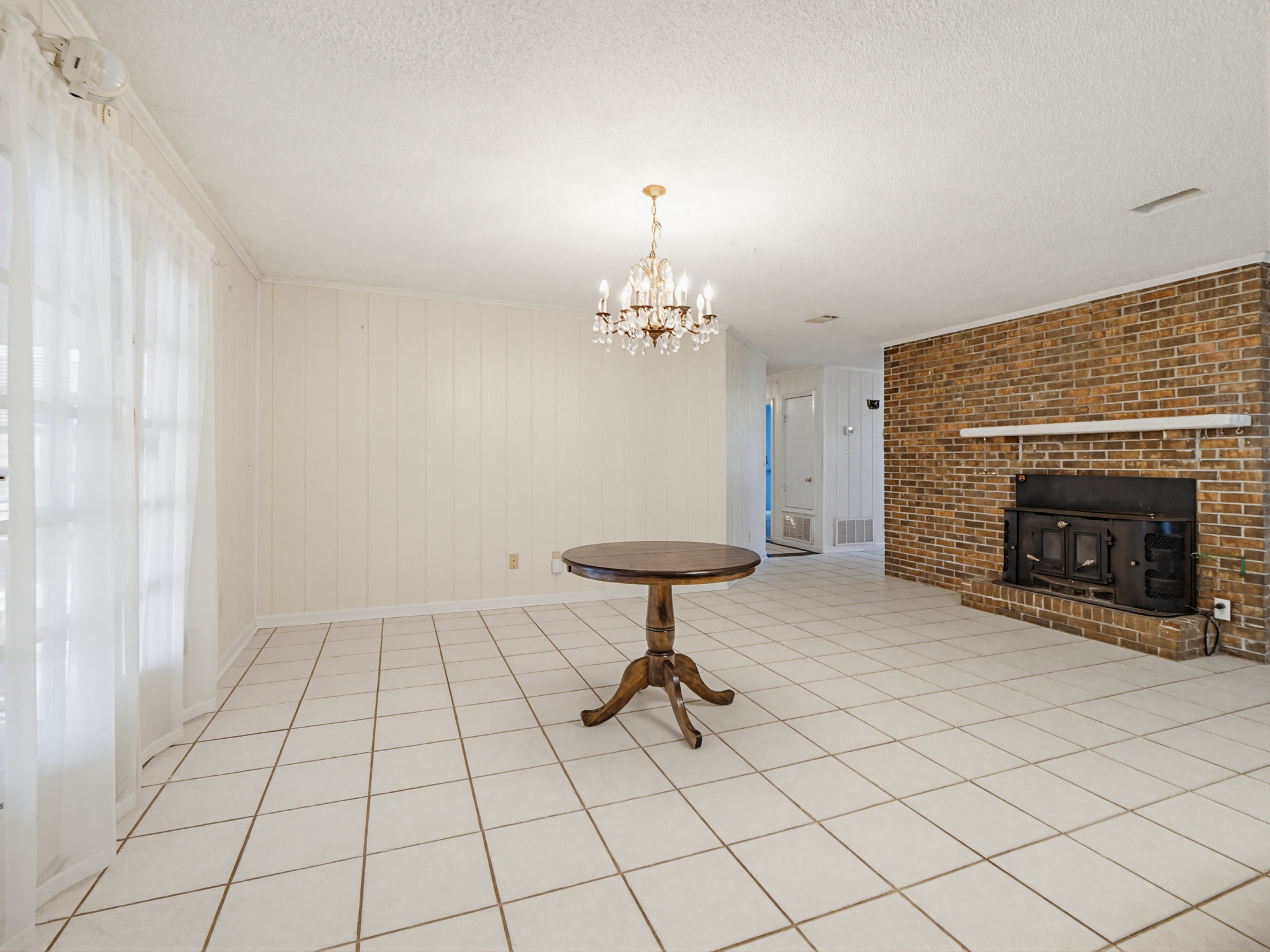Pensacola, Florida, 32526, United States, 4 Bedrooms Bedrooms, ,5 BathroomsBathrooms,Residential,For Sale,2030758