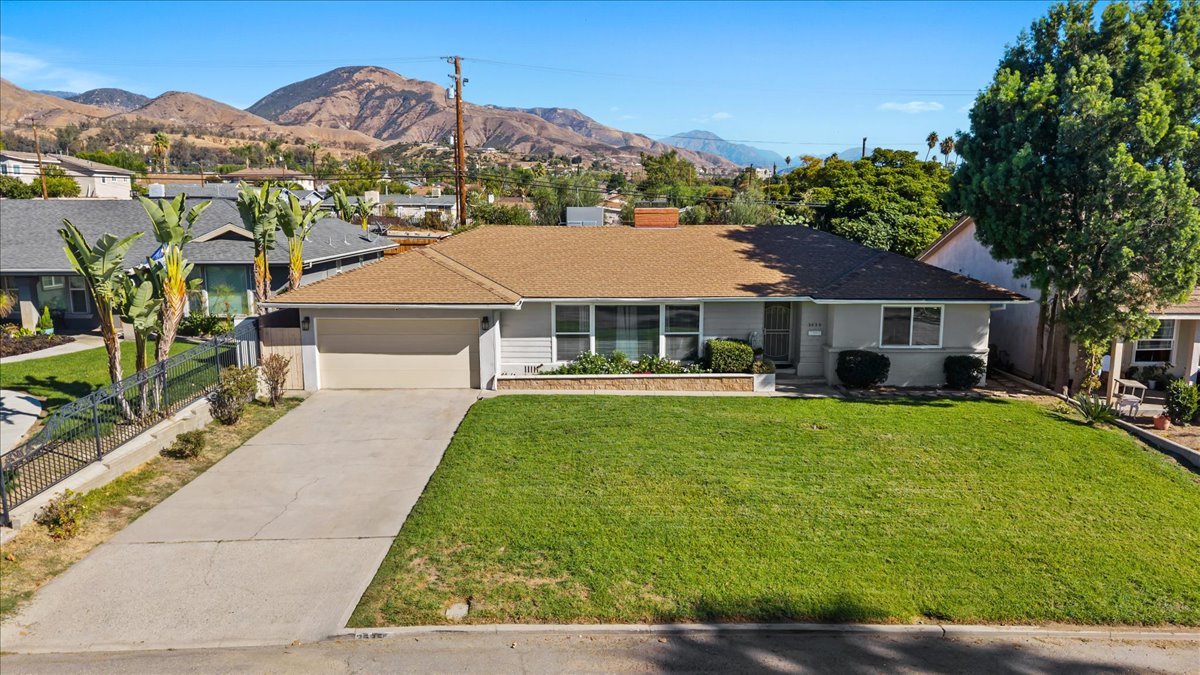 San Bernardino, California, 92404, United States, 3 Bedrooms Bedrooms, ,2 BathroomsBathrooms,Residential,For Sale,1990430