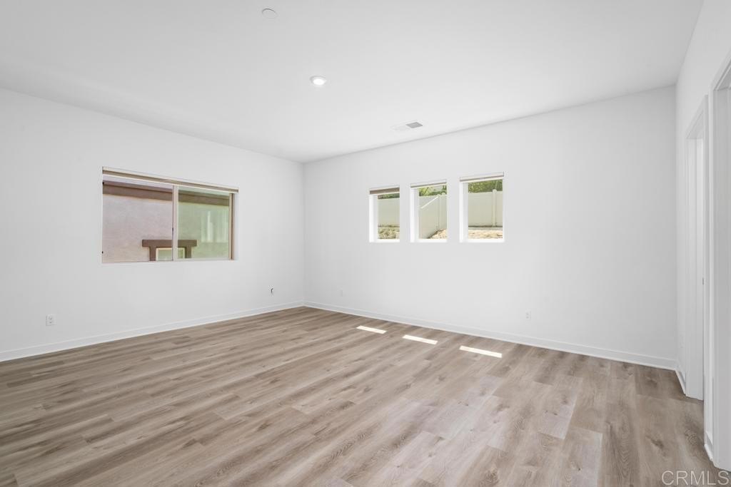 El Cajon, California, 92020, United States, 3 Bedrooms Bedrooms, ,3 BathroomsBathrooms,Residential,For Sale,1932515