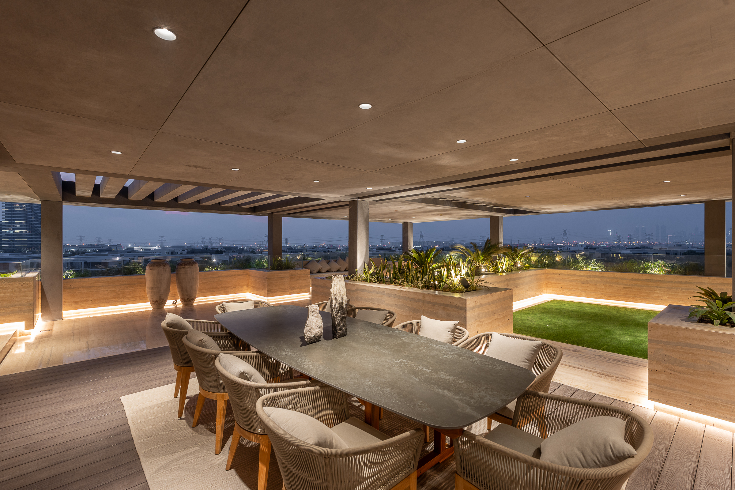  Custom-Built Mansion with Stunning Sunset Views - 物件實景