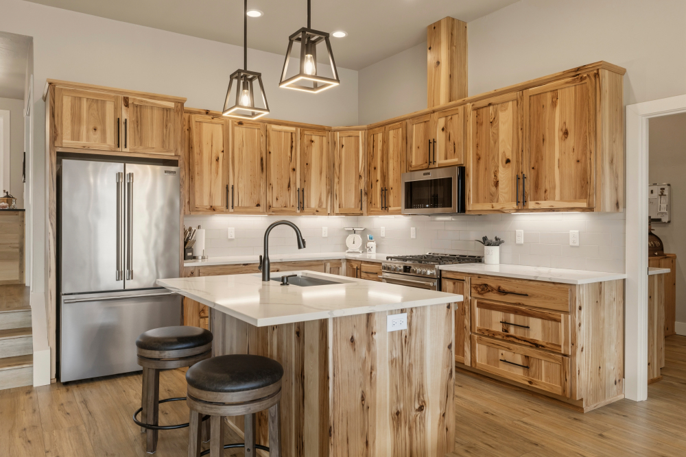 KLAMATH FALLS, Oregon, 97601, United States, 4 Bedrooms Bedrooms, ,3 BathroomsBathrooms,Residential,For Sale,2044065