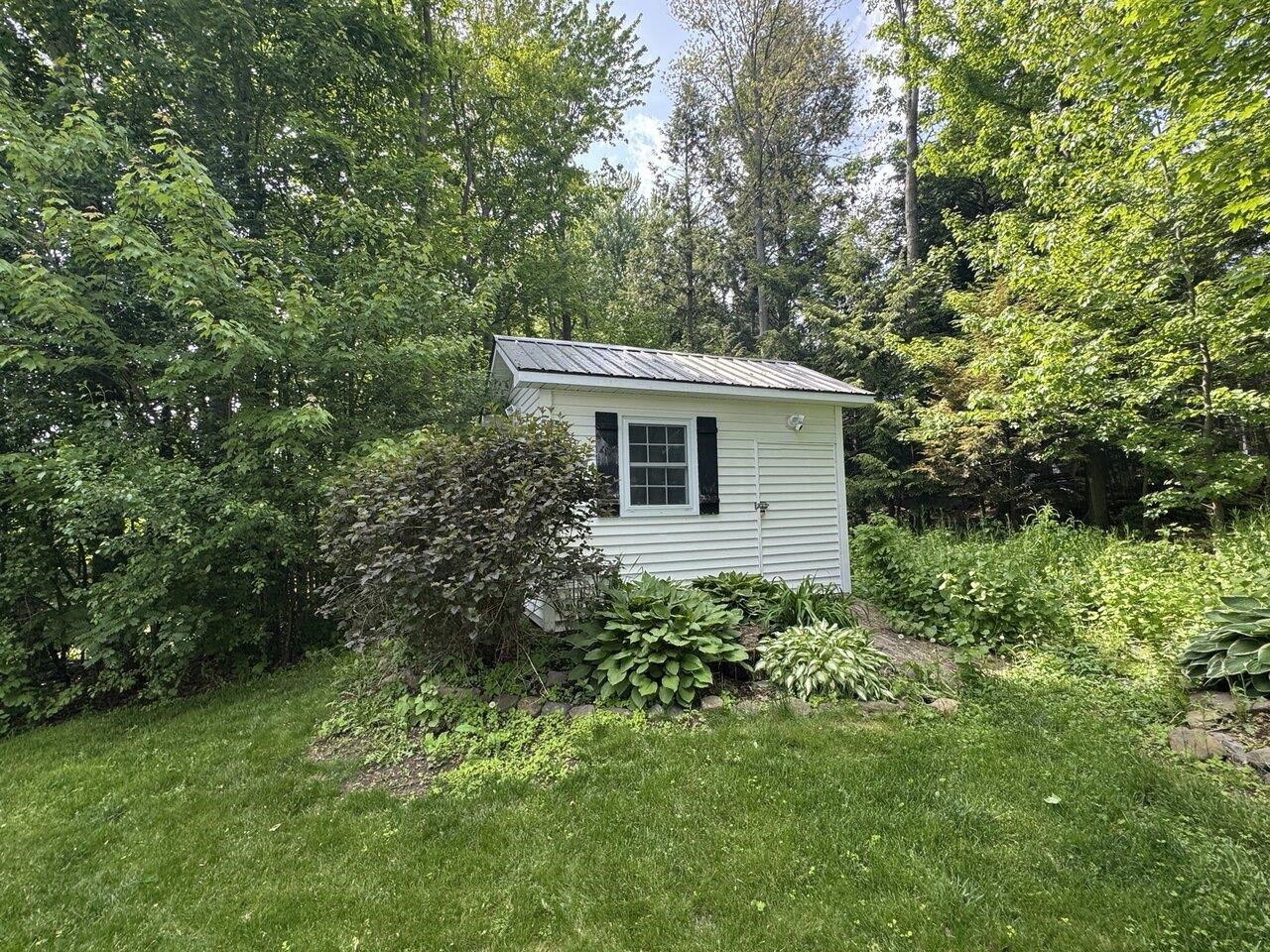 Essex Junction, Vermont, 05452, United States, 4 Bedrooms Bedrooms, ,3 BathroomsBathrooms,Residential,For Sale,1847004