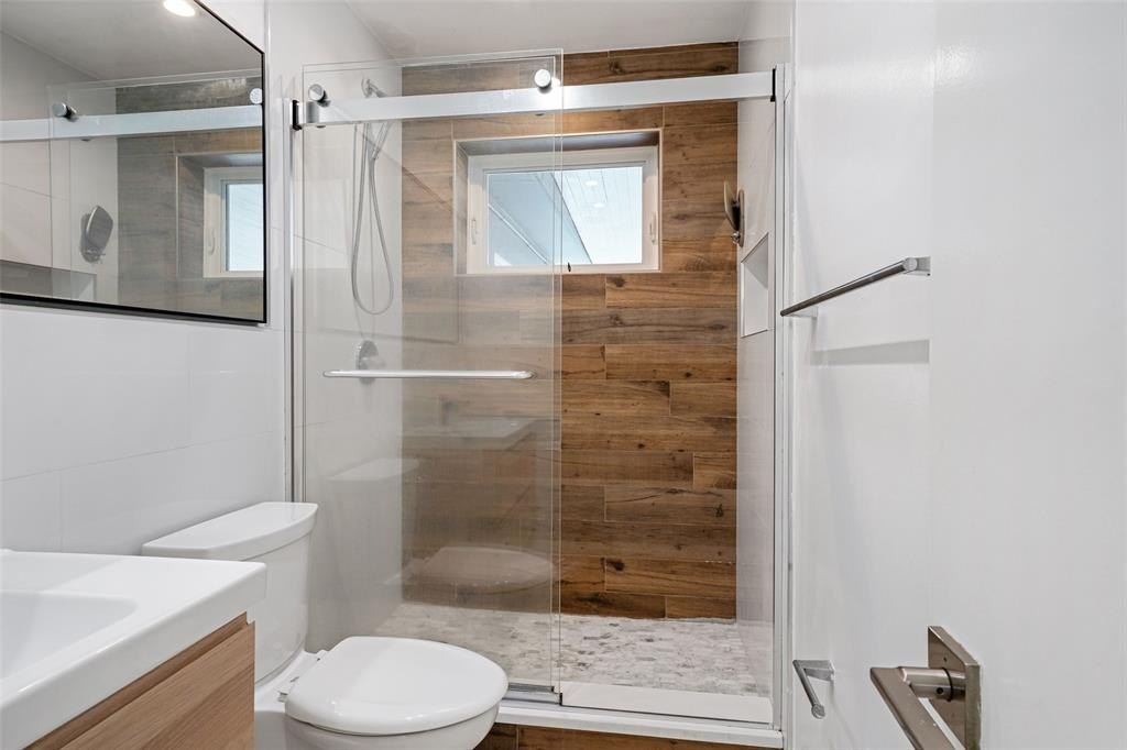 Hollywood, Florida, 33021, United States, 2 Bedrooms Bedrooms, ,1 BathroomBathrooms,Residential,For Sale,1982688