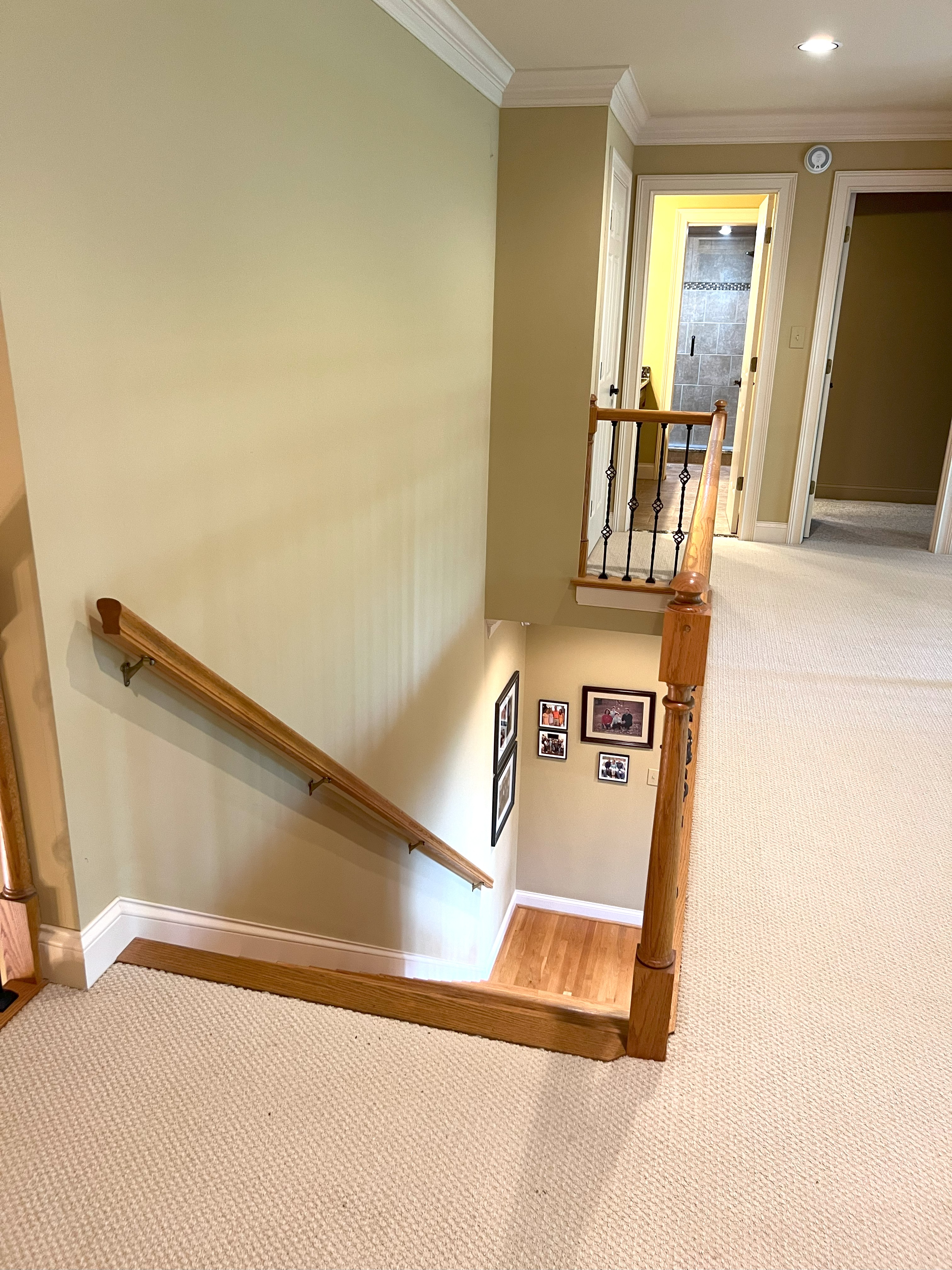 Frankfort, Kentucky, 40601, United States, 5 Bedrooms Bedrooms, ,4 BathroomsBathrooms,Residential,For Sale,1983551