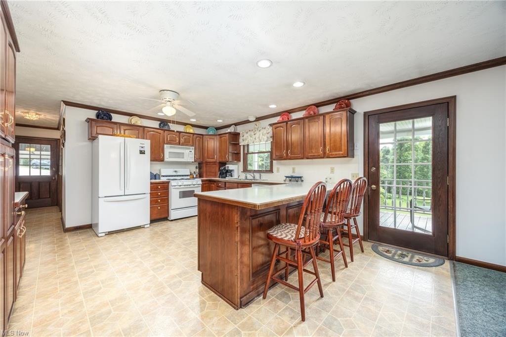 New Matamoras, Ohio, 45767, United States, 3 Bedrooms Bedrooms, ,4 BathroomsBathrooms,Residential,For Sale,1915992