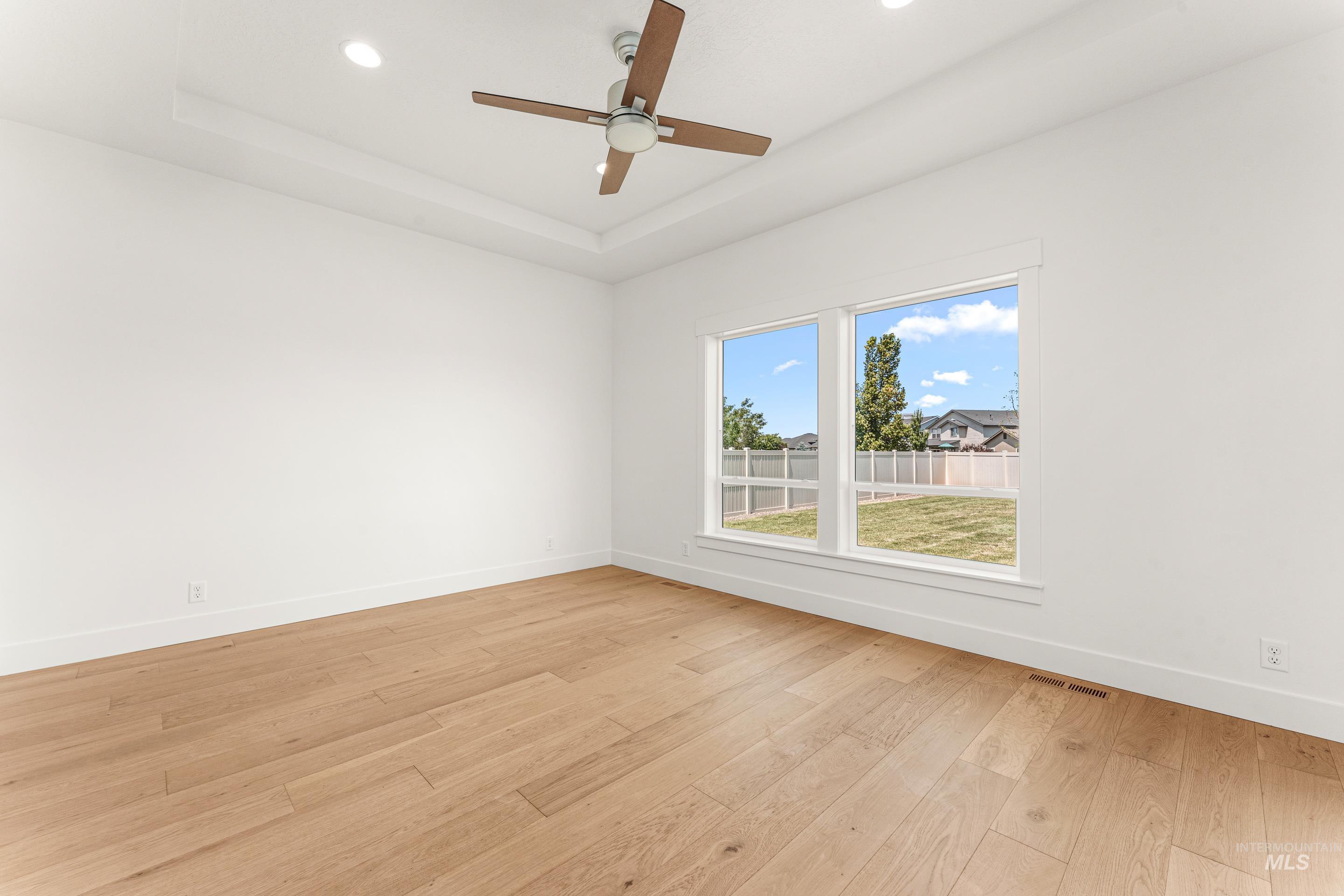 Boise, Idaho, 83716, United States, 3 Bedrooms Bedrooms, ,Residential,For Sale,1927423