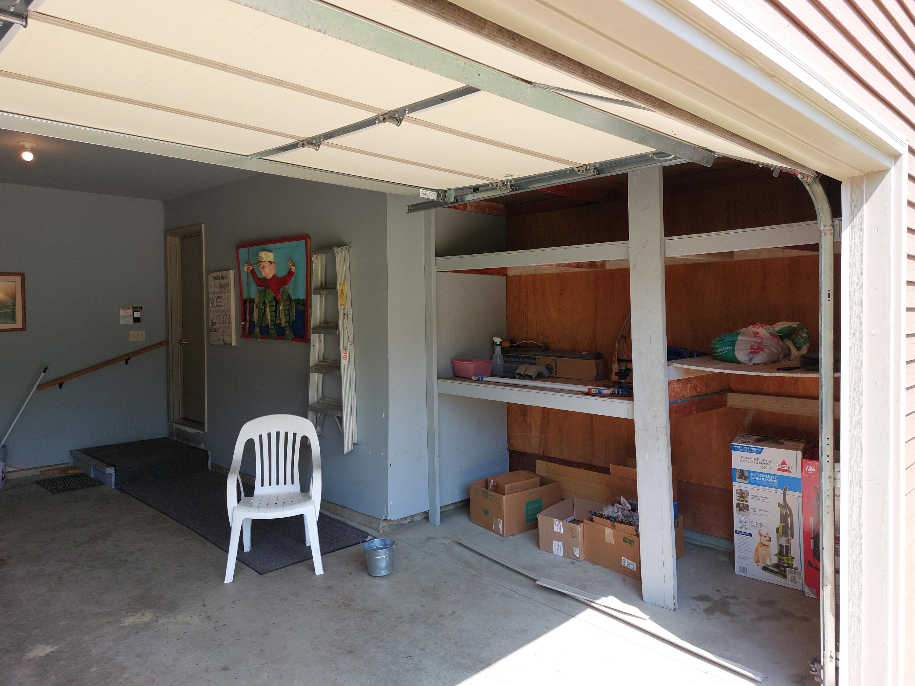 Dowagiac, Michigan, 49047, United States, 3 Bedrooms Bedrooms, ,2 BathroomsBathrooms,Residential,For Sale,1909140