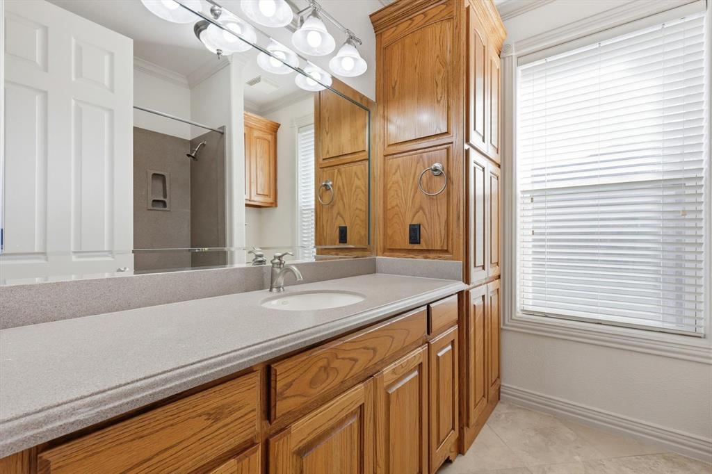 Shady Shores, Texas, 76208, United States, 3 Bedrooms Bedrooms, ,3 BathroomsBathrooms,Residential,For Sale,2011707