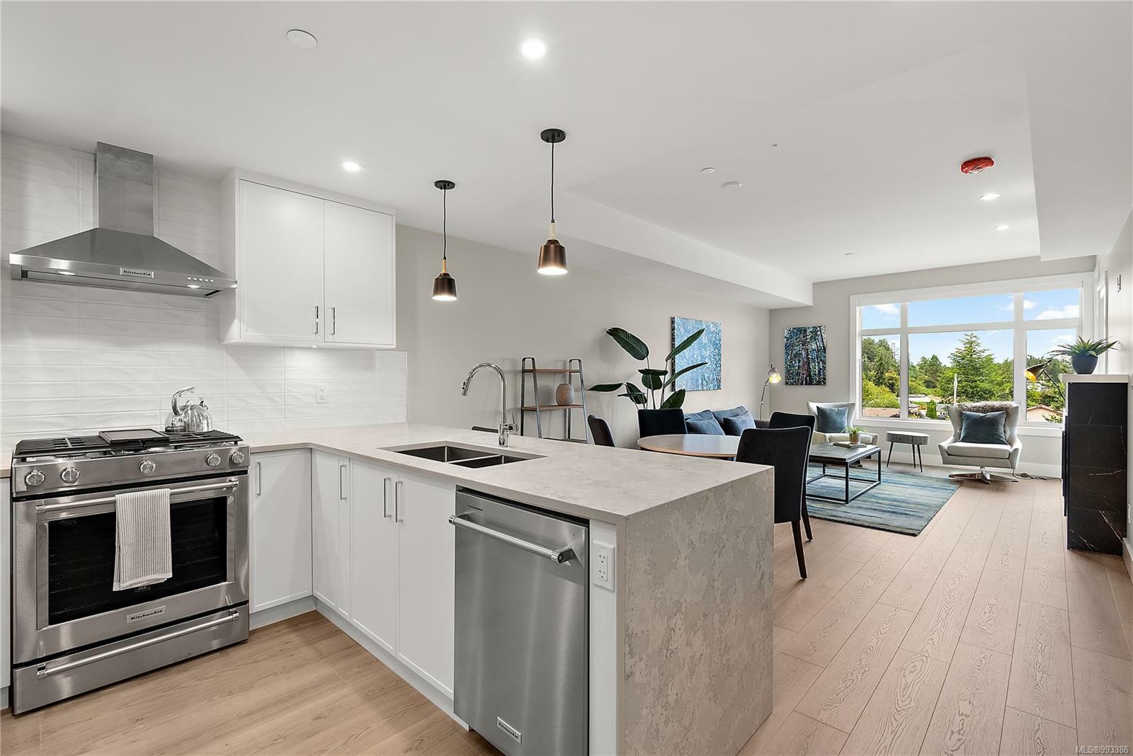 CENTRAL SAANICH, British Columbia, V8M 0B9, CA, 1 Bedroom Bedrooms, ,Residential,For Sale,1891778