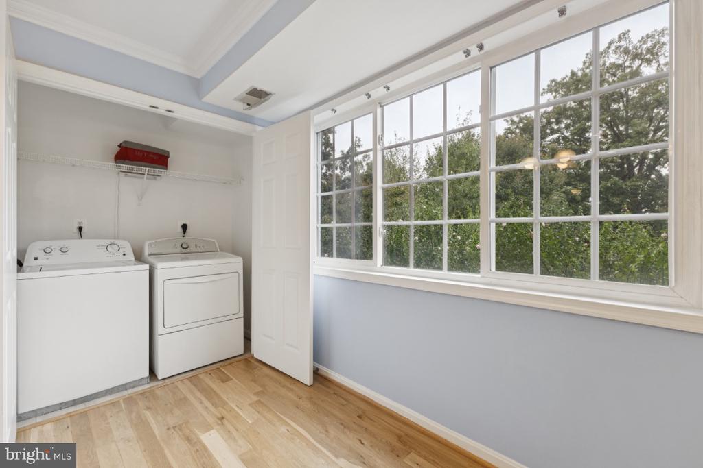 Alexandria, Virginia, 22304, United States, 3 Bedrooms Bedrooms, ,3 BathroomsBathrooms,Residential,For Sale,1980099