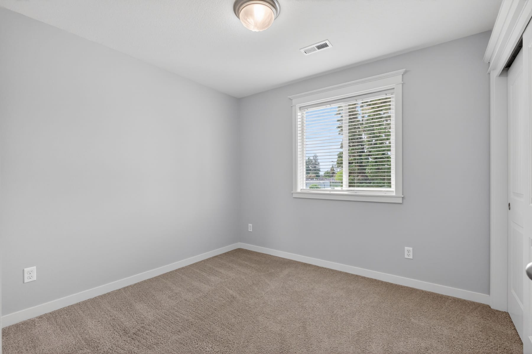  410 RENTFRO WAY Newberg, OR 97132 - 物件實景