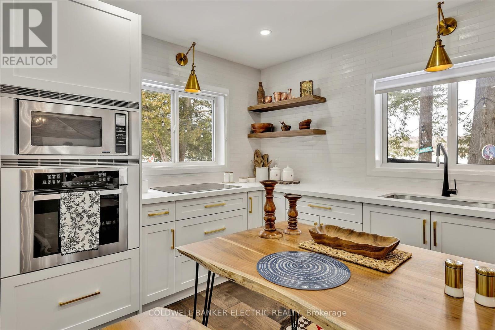 MINDEN HILLS (MINDEN), Ontario, K0M 2K0, CA, 2 Bedrooms Bedrooms, ,1 BathroomBathrooms,Residential,For Sale,1875856