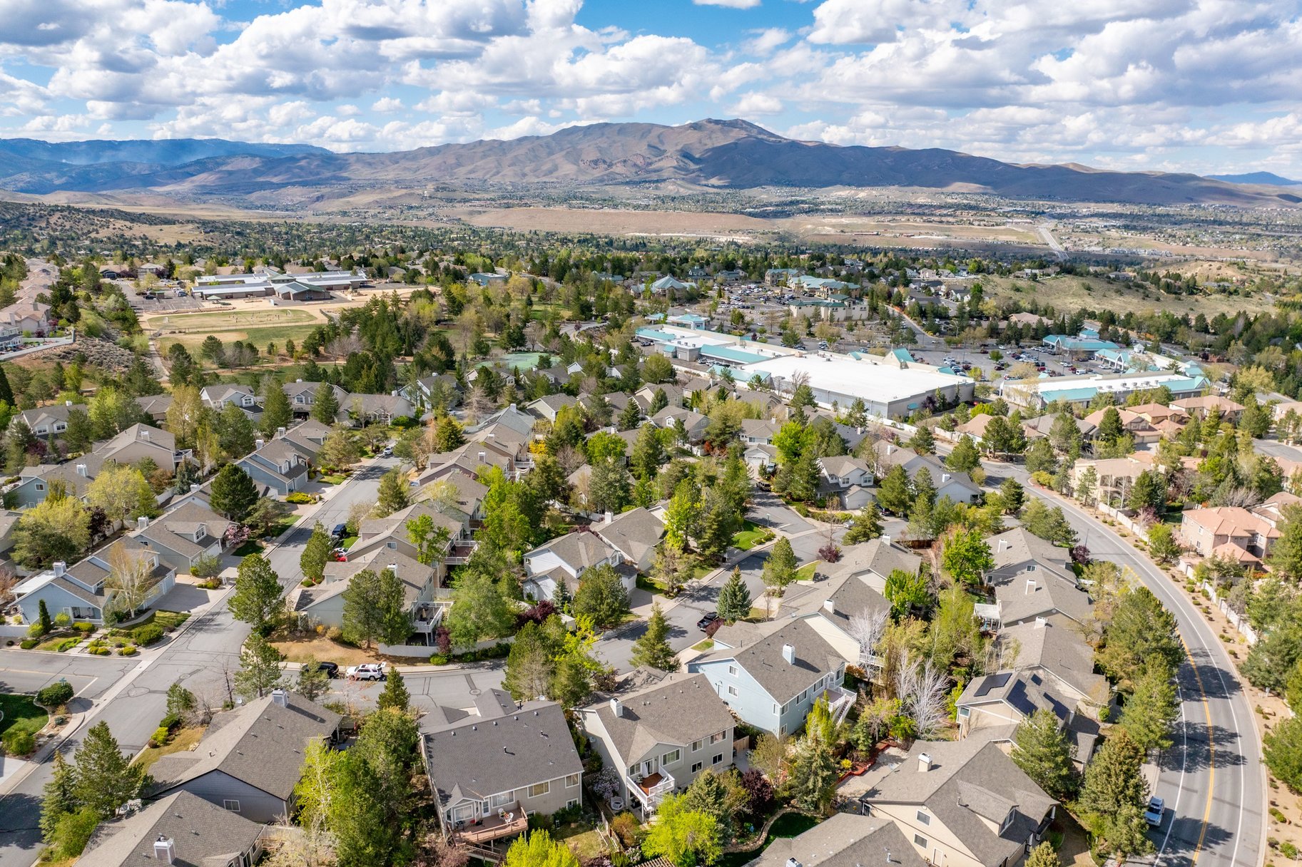  where  comfort meets effortless living in caughlin ranch - 物件實景