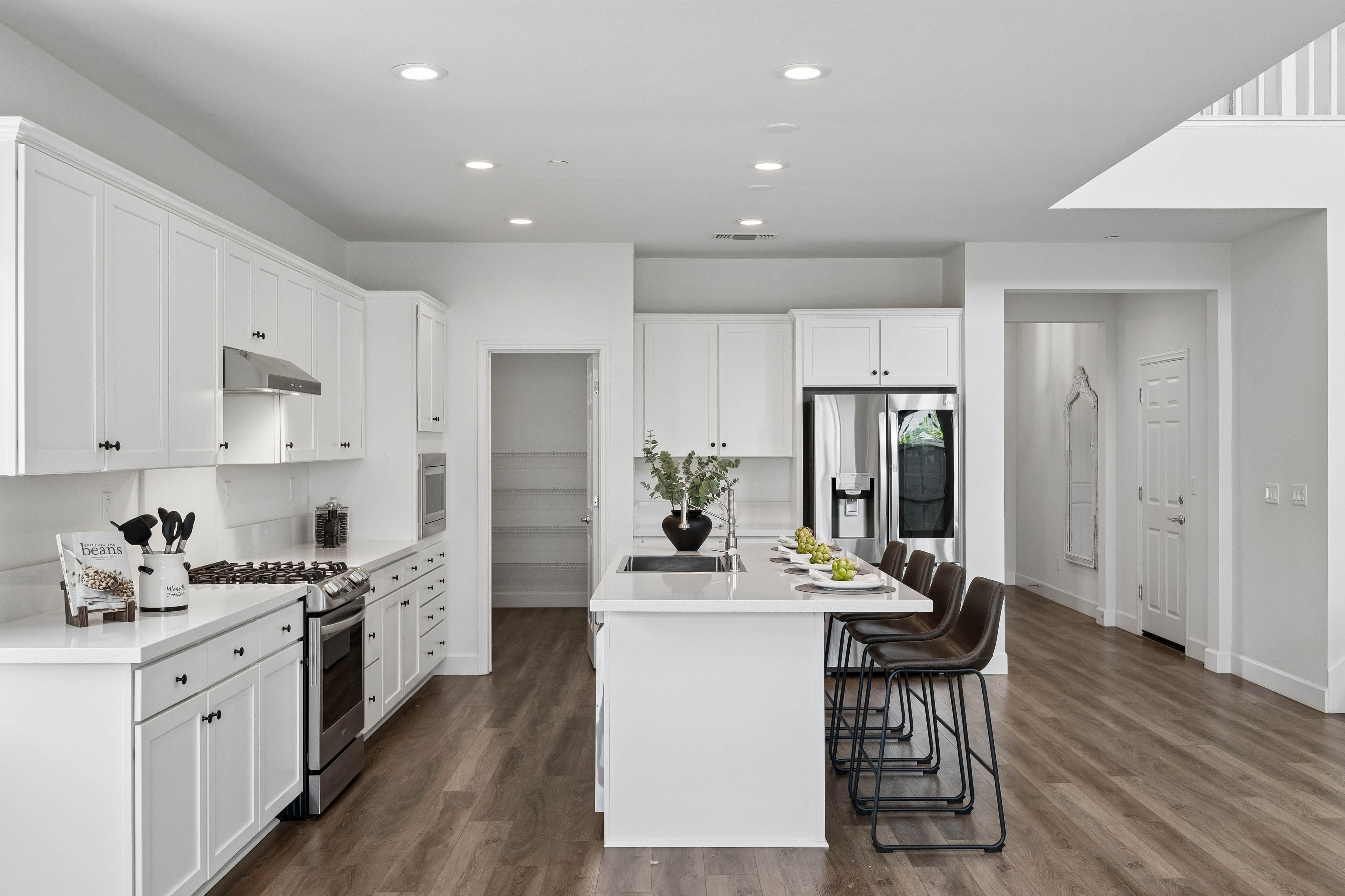  Elevated Living Meets Modern Comfort - 物件實景