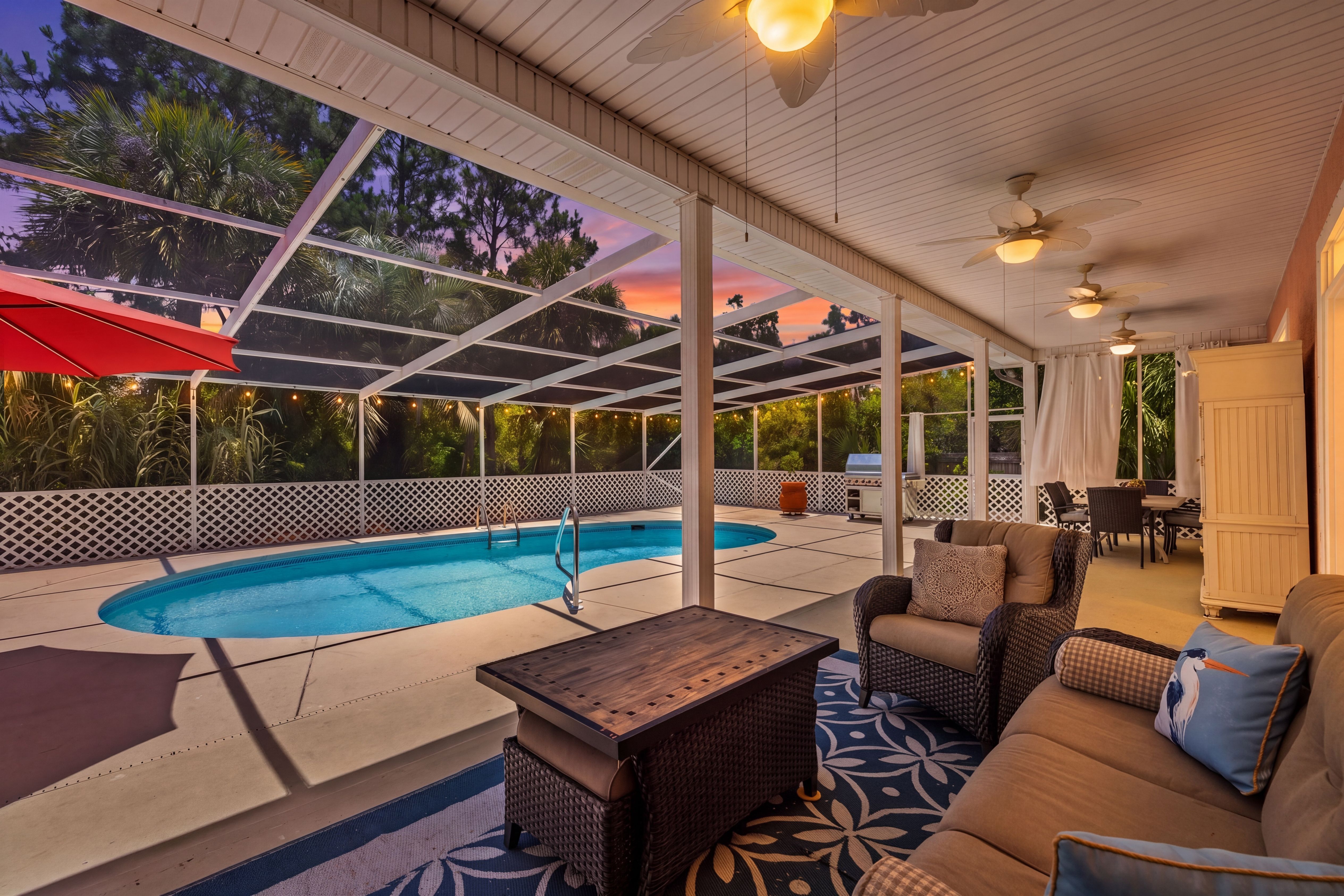  West End Panama City Beach Home with Pool & Short Distance to the Beach - 物件實景