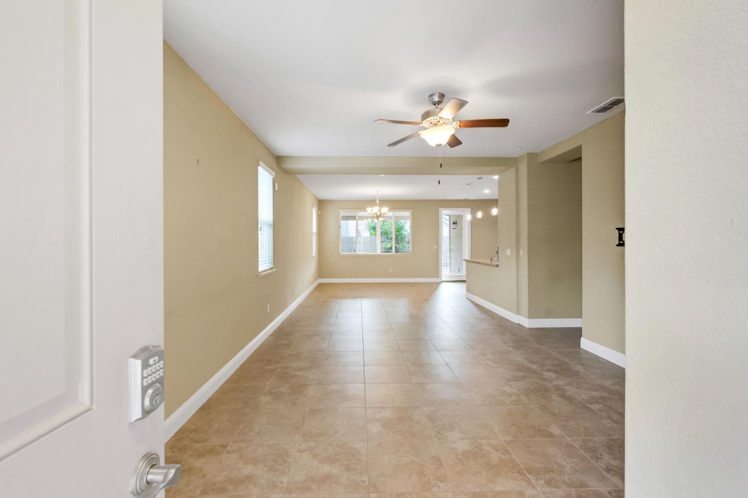 Roseville, California, 95661, United States, 3 Bedrooms Bedrooms, ,2 BathroomsBathrooms,Residential,For Sale,1987670