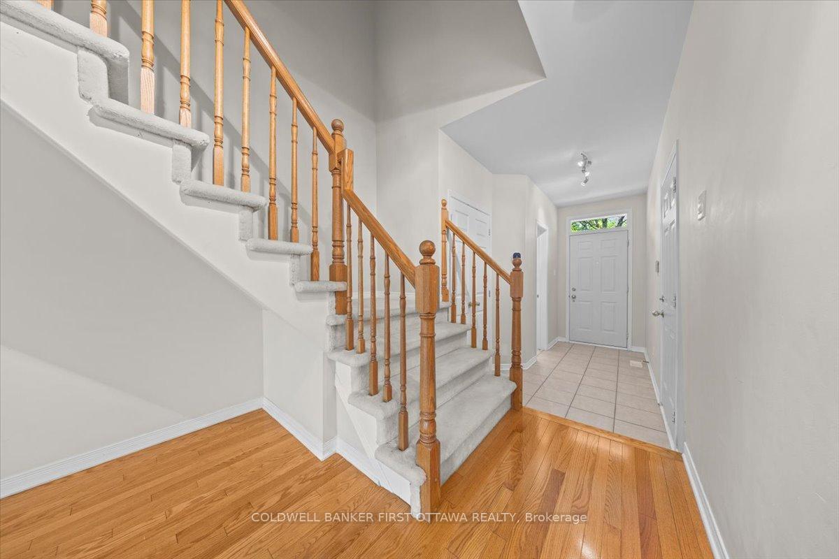 BEACON HILL NORTH - SOUTH AND AREA, Ontario, K1J 1J2, CA, 3 Bedrooms Bedrooms, ,Residential,For Sale,1903581