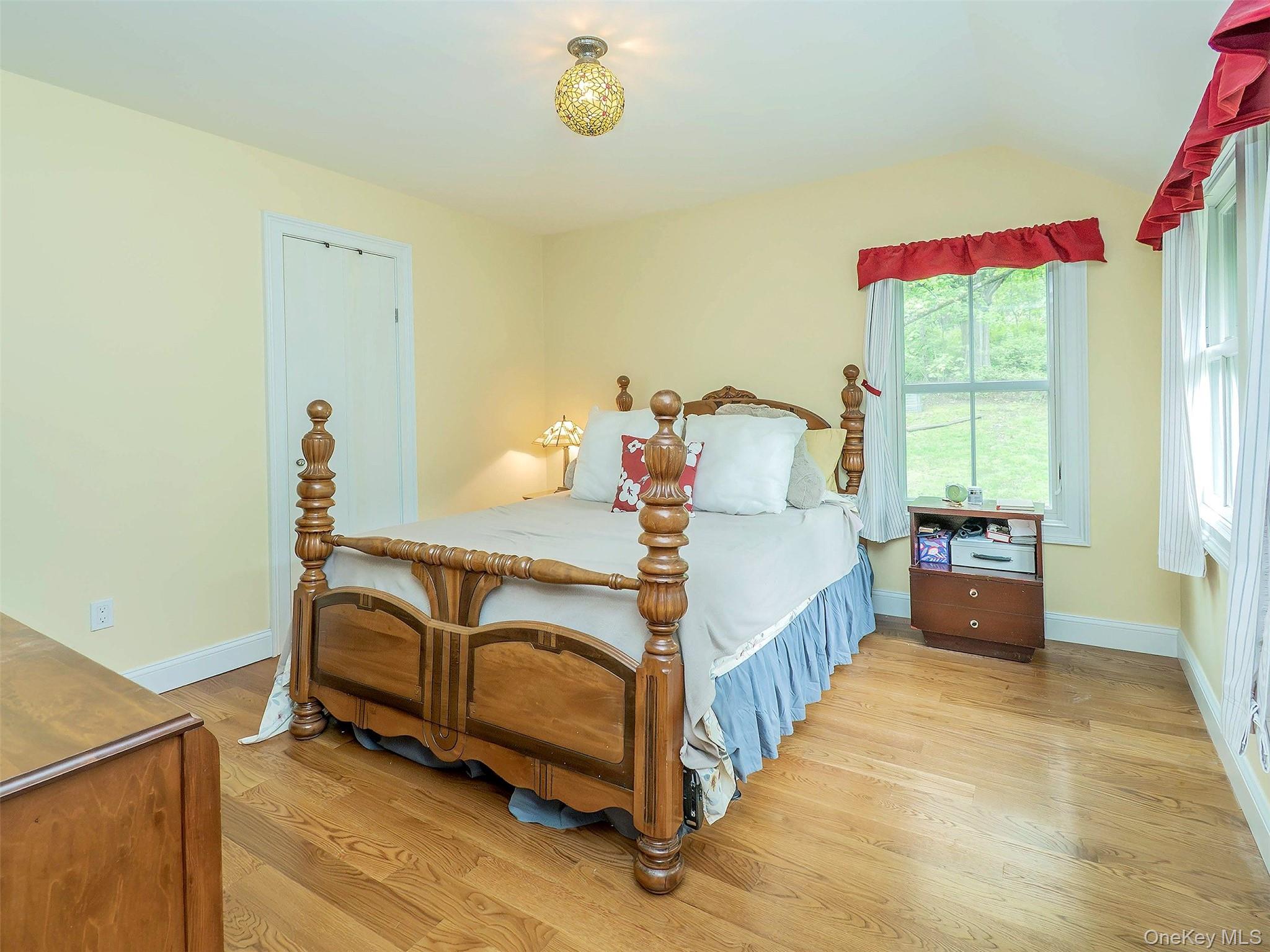  130 Mott Avenue, Roslyn, NY, 11576 - 物件實景