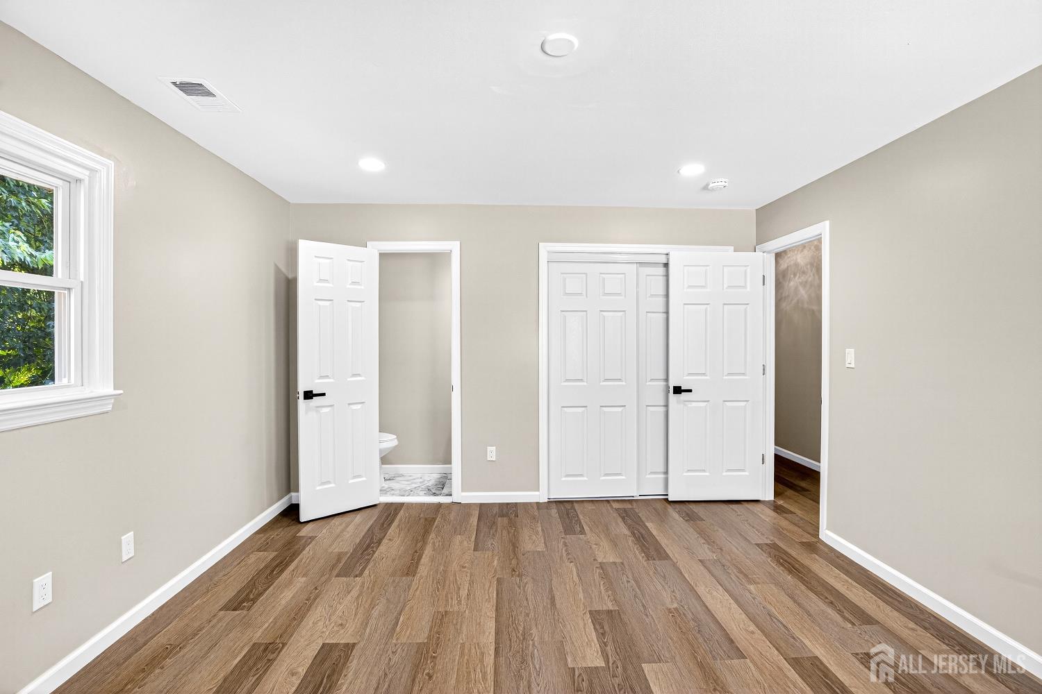 Jamesburg, New Jersey, 08831, United States, 4 Bedrooms Bedrooms, ,3 BathroomsBathrooms,Residential,For Sale,1916202