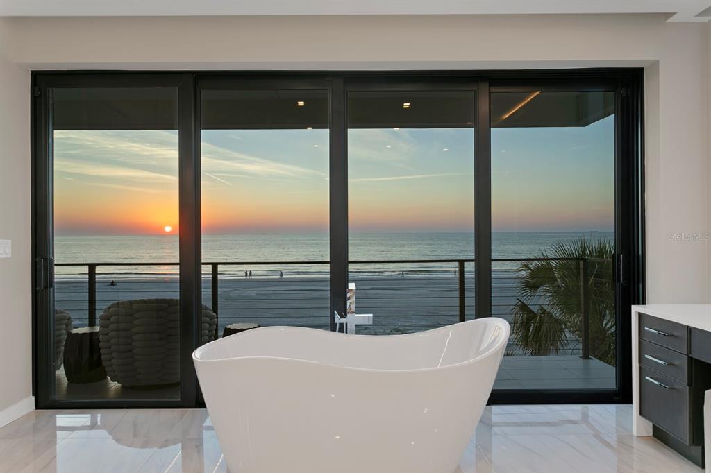 Indian Rocks Beach, Florida, 33785, United States, 8 Bedrooms Bedrooms, ,11 BathroomsBathrooms,Residential,For Sale,1997282