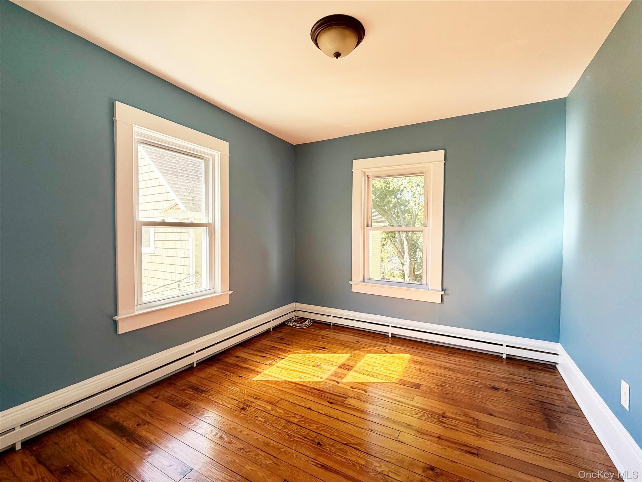  92 School Street, Oyster Bay, NY, 11771 - 物件實景