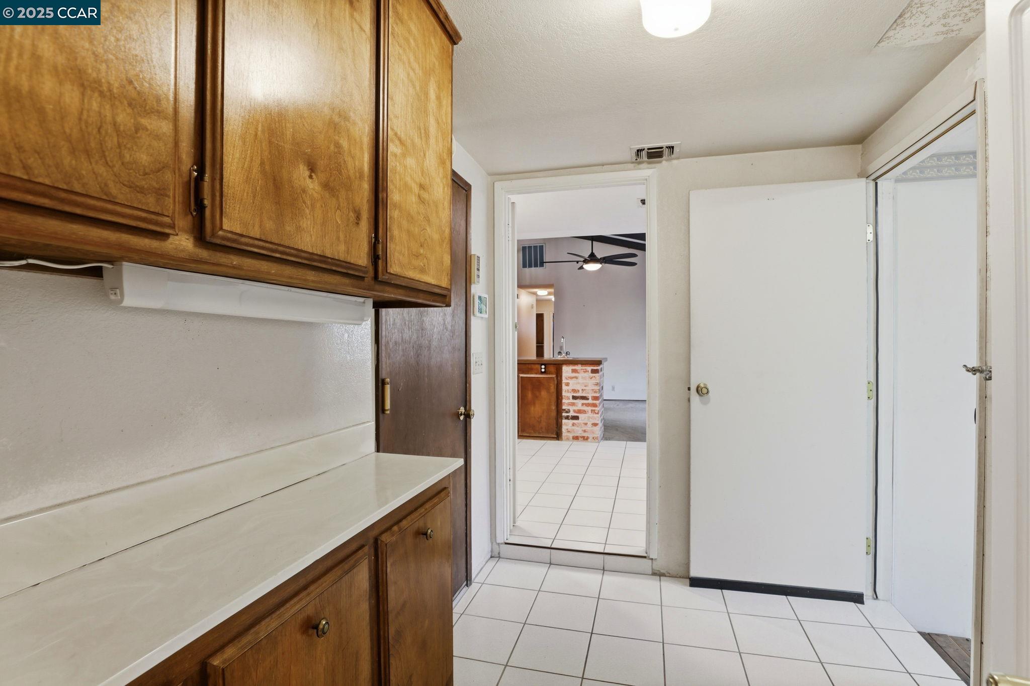 El Dorado Hills, California, 95762, United States, 4 Bedrooms Bedrooms, ,3 BathroomsBathrooms,Residential,For Sale,1988209