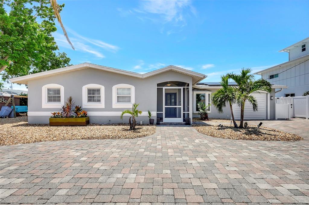 Bradenton, Florida, 34210, United States, 3 Bedrooms Bedrooms, ,3 BathroomsBathrooms,Residential,For Sale,1895487