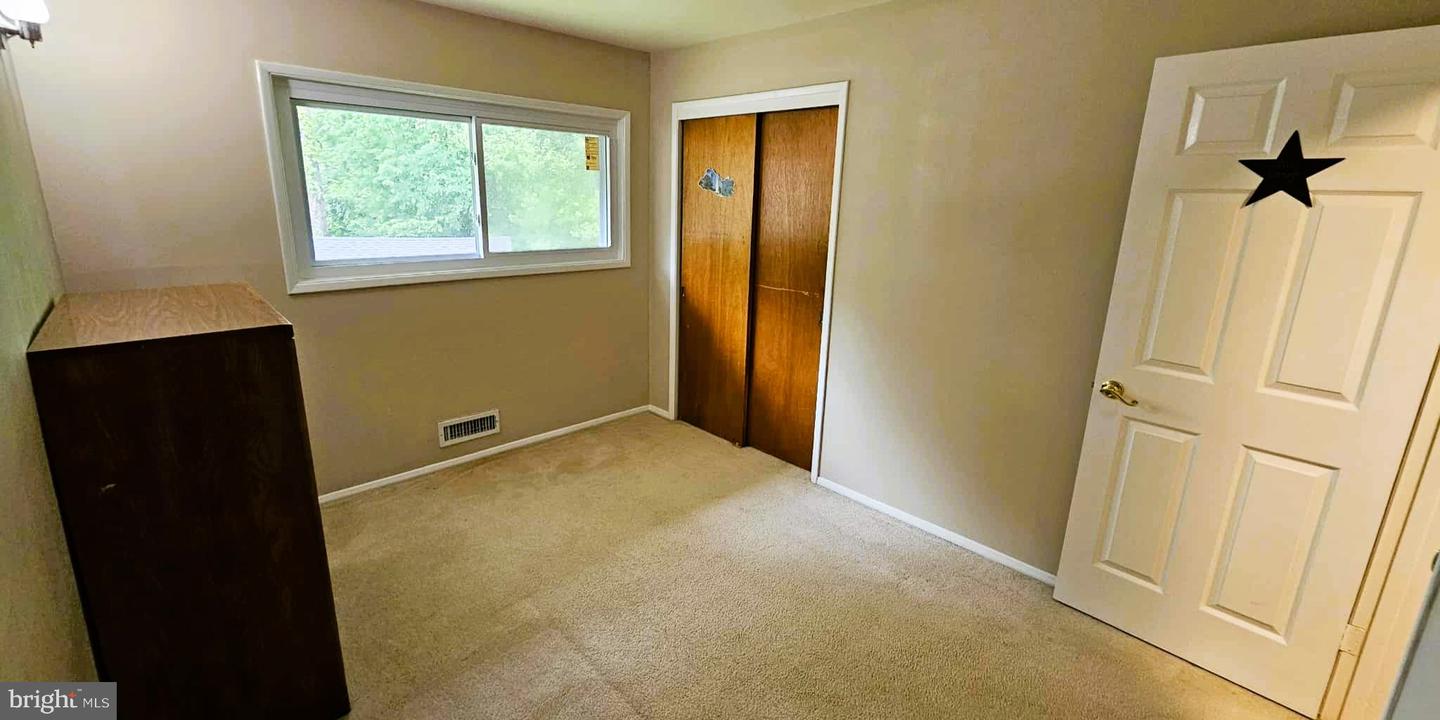 Annandale, Virginia, 22003, United States, 4 Bedrooms Bedrooms, ,3 BathroomsBathrooms,Residential,For Sale,1866164