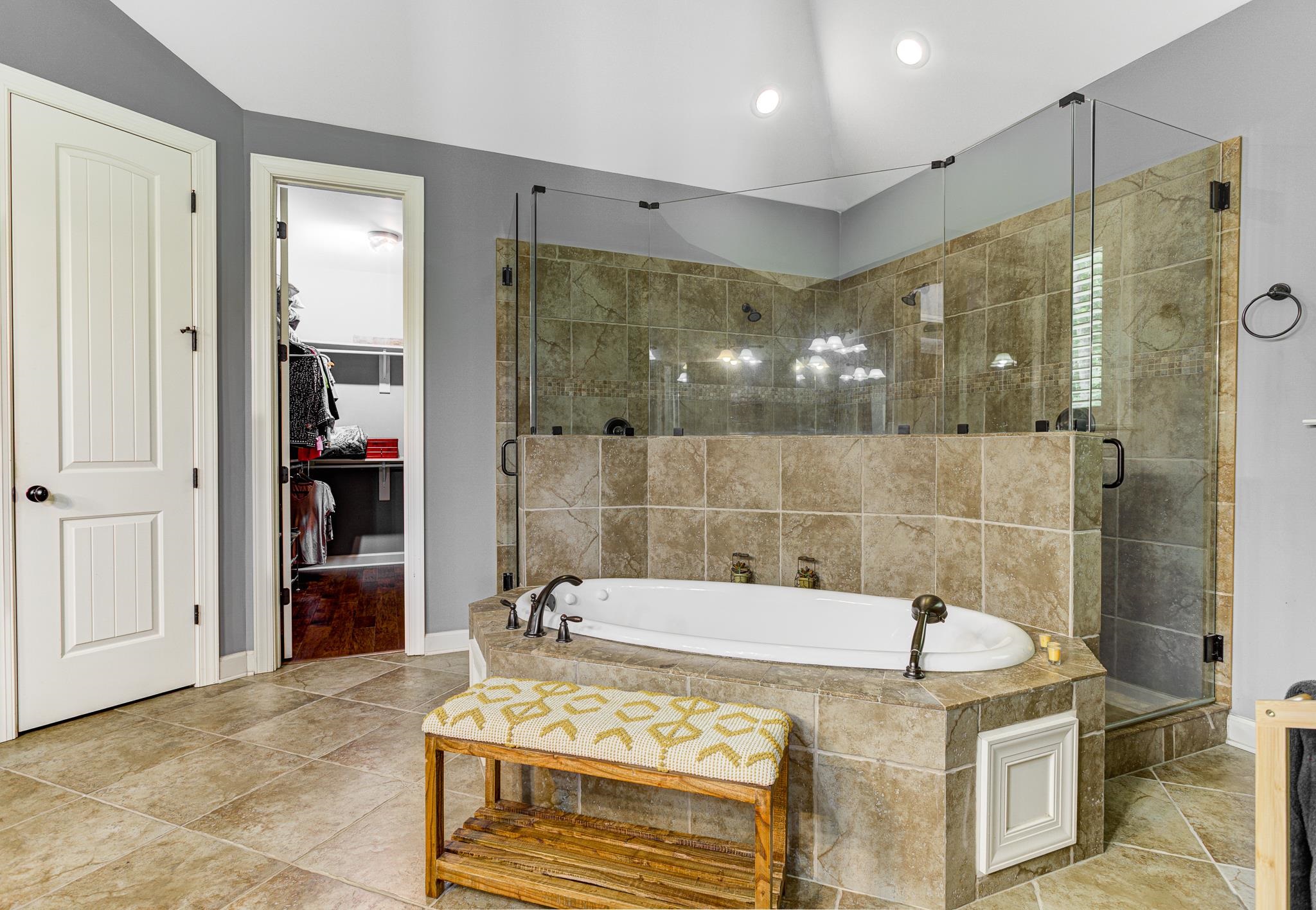 Rossville, Tennessee, 38066, United States, 4 Bedrooms Bedrooms, ,3 BathroomsBathrooms,Residential,For Sale,1901873