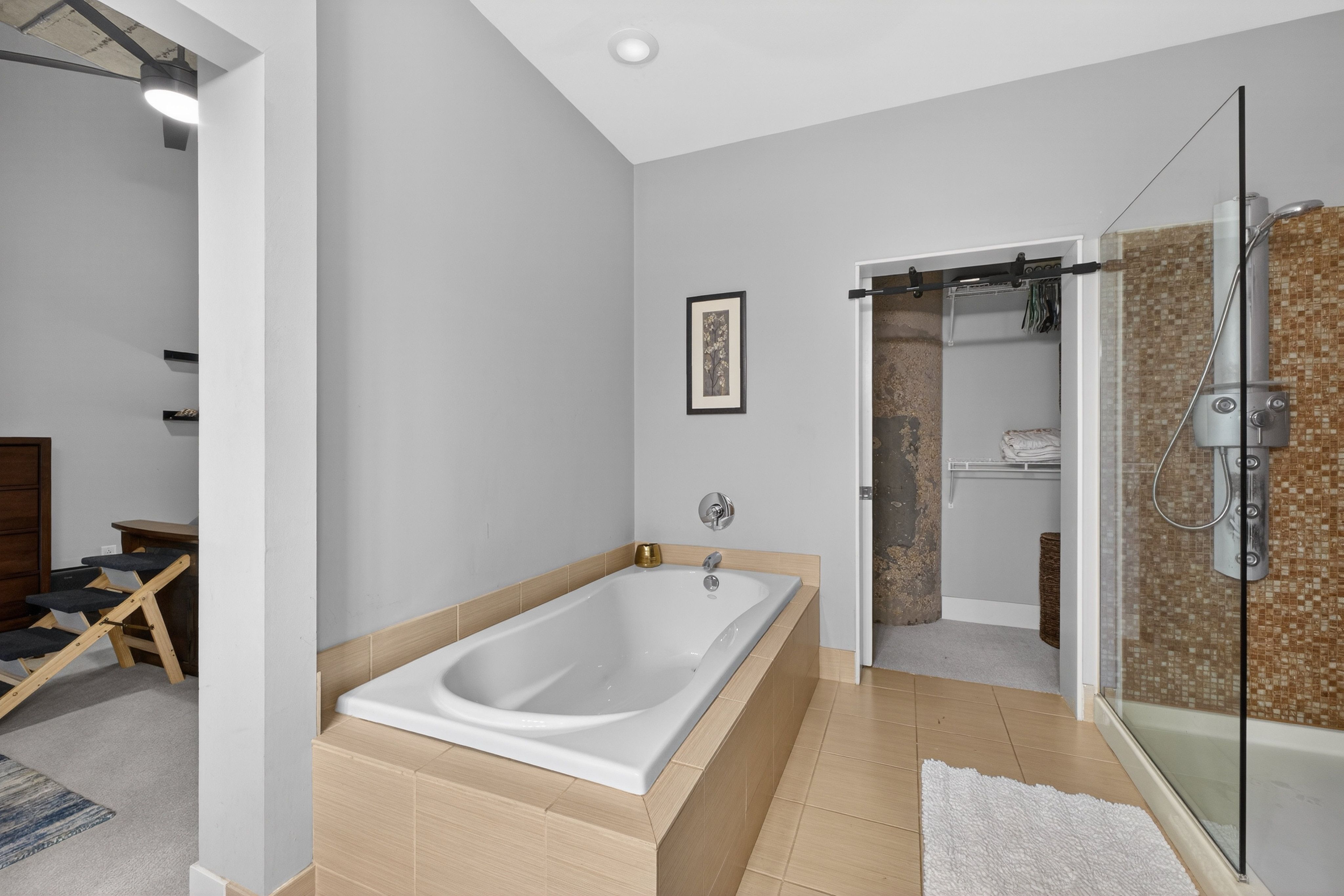  Elegant Loft in Central West End with Modern Features - 物件實景
