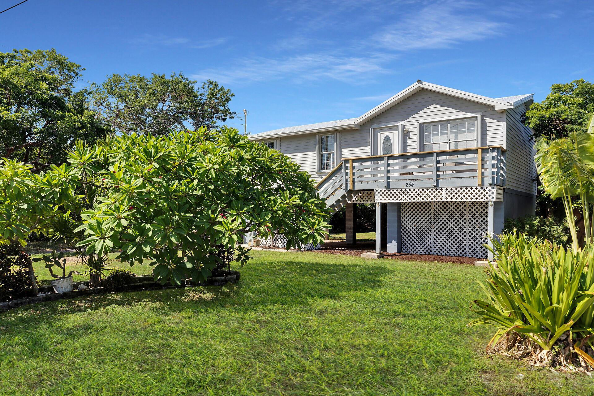 Marathon, Florida, 33050, United States, 3 Bedrooms Bedrooms, ,1 BathroomBathrooms,Residential,For Sale,1941716