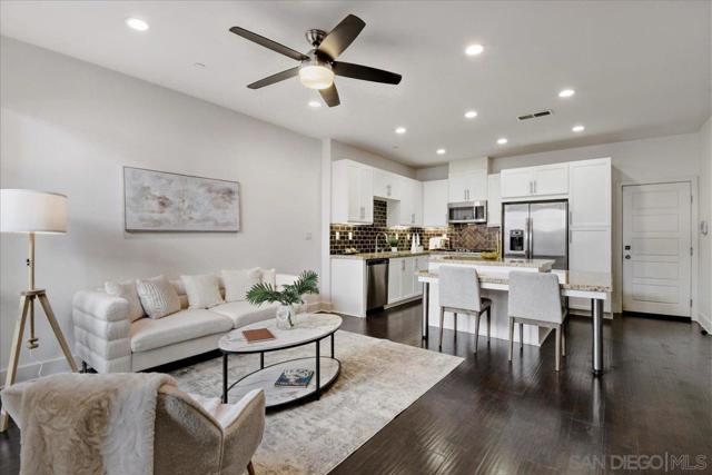 San Diego, California, 92108, United States, 3 Bedrooms Bedrooms, ,3 BathroomsBathrooms,Residential,For Sale,2005769