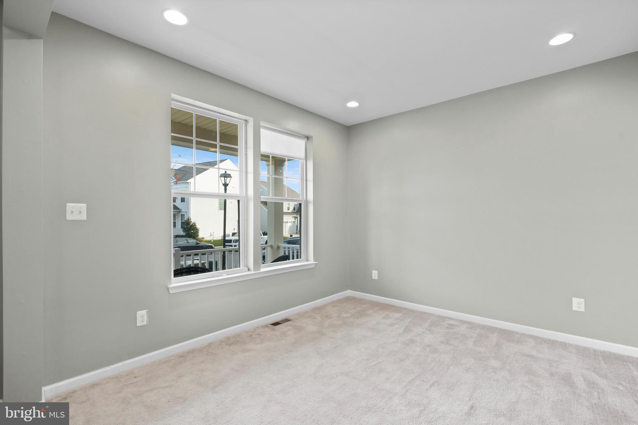 California, Maryland, 20619, United States, 5 Bedrooms Bedrooms, ,4 BathroomsBathrooms,Residential,For Sale,1987113