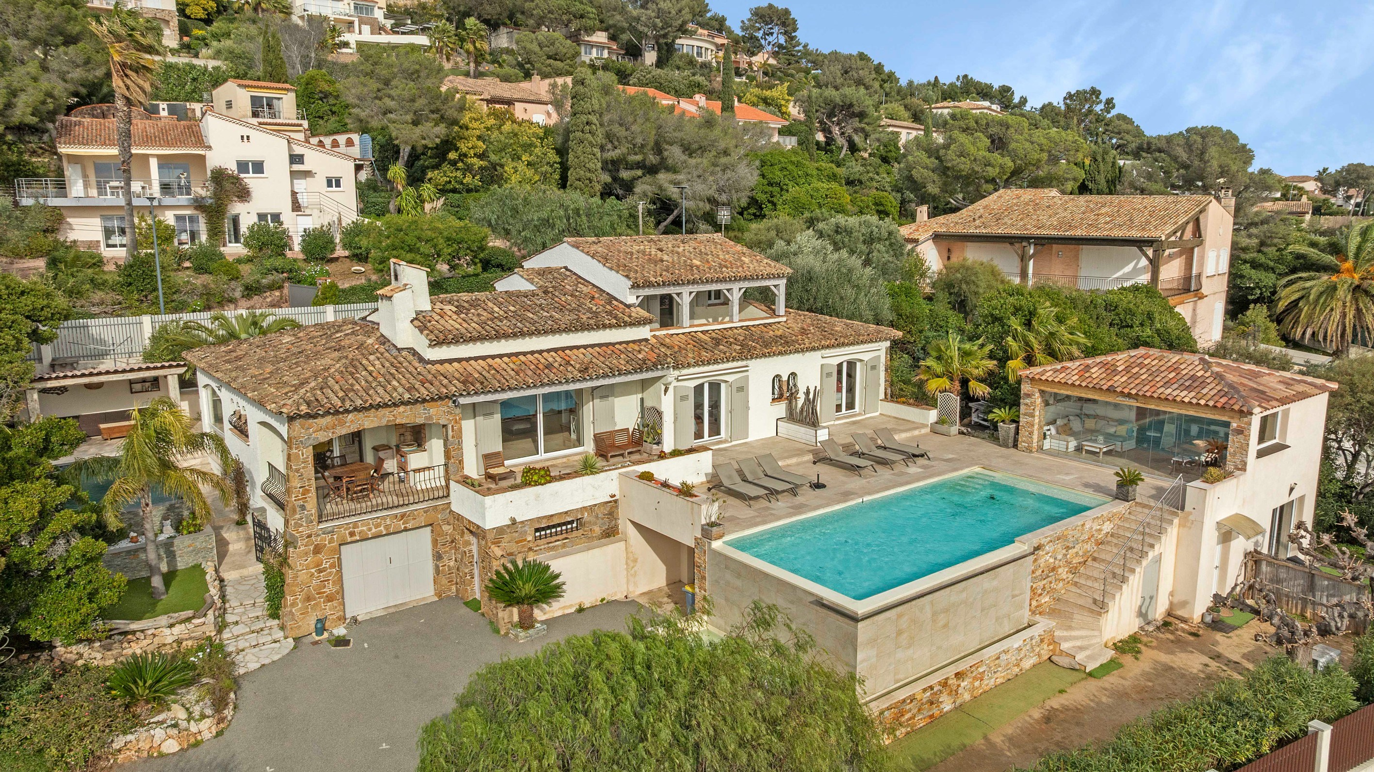  Les Issambres luxury sea-view villa, 6 bedrooms, pools, walking distance to bea… - 物件實景
