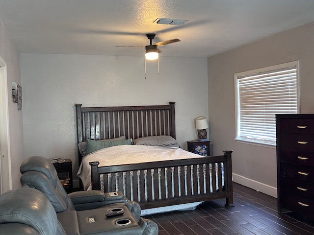 Carlsbad, New Mexico, 88220, United States, 4 Bedrooms Bedrooms, ,4 BathroomsBathrooms,Residential,For Sale,2006248