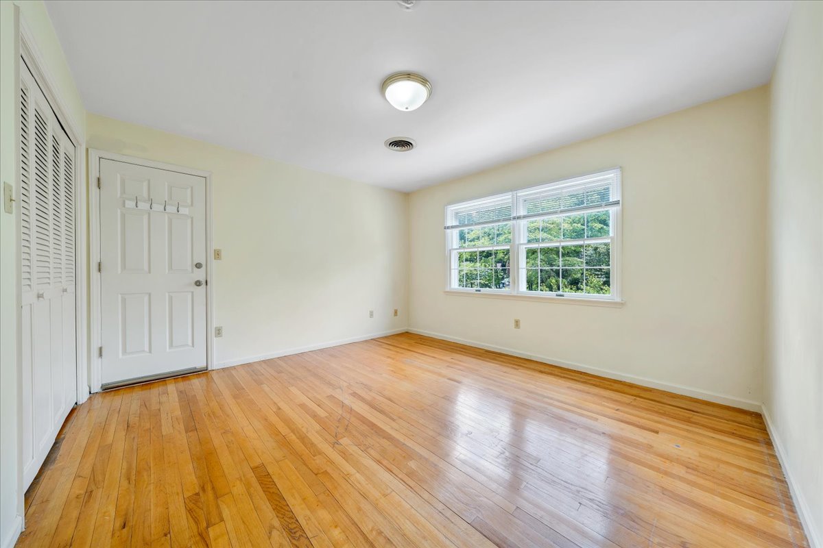 Roanoke, Virginia, 24015, United States, 5 Bedrooms Bedrooms, ,3 BathroomsBathrooms,Residential,For Sale,2043623
