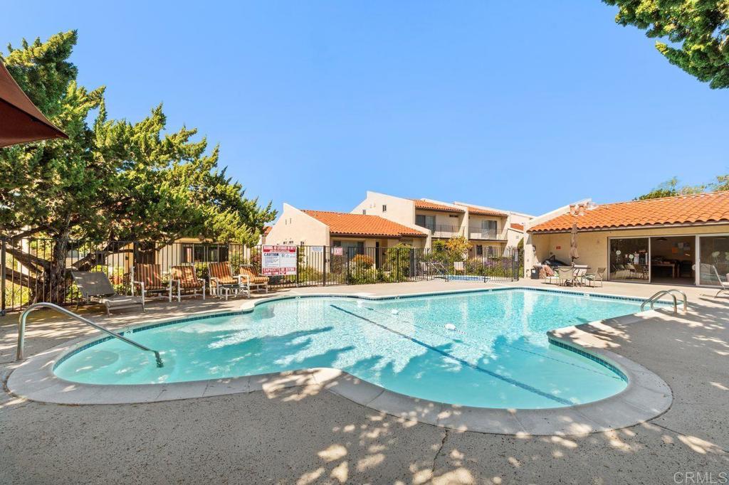 Vista, California, 92084, United States, 2 Bedrooms Bedrooms, ,3 BathroomsBathrooms,Residential,For Sale,1987849